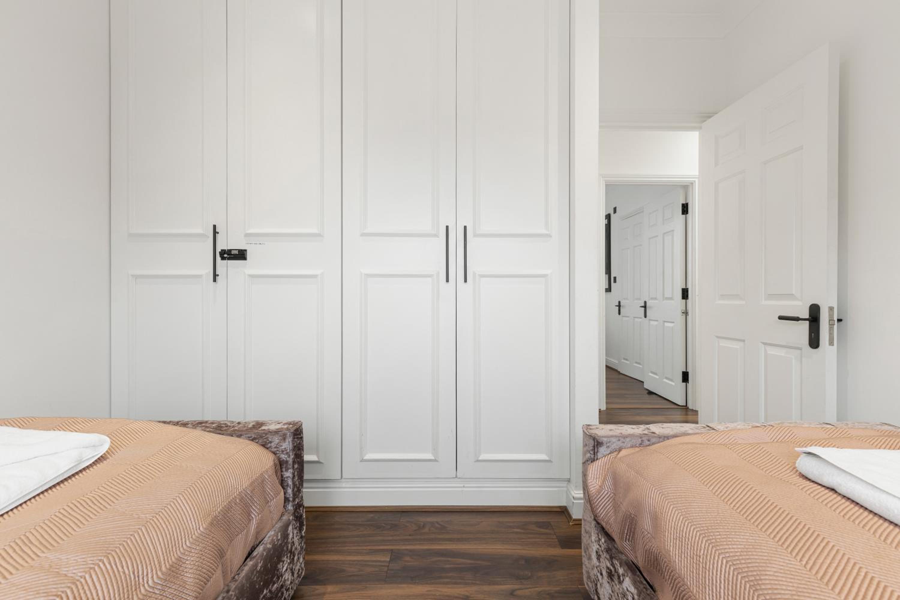 Luxurious 2-Bedroom Penthouse In Marble Arch -65GC