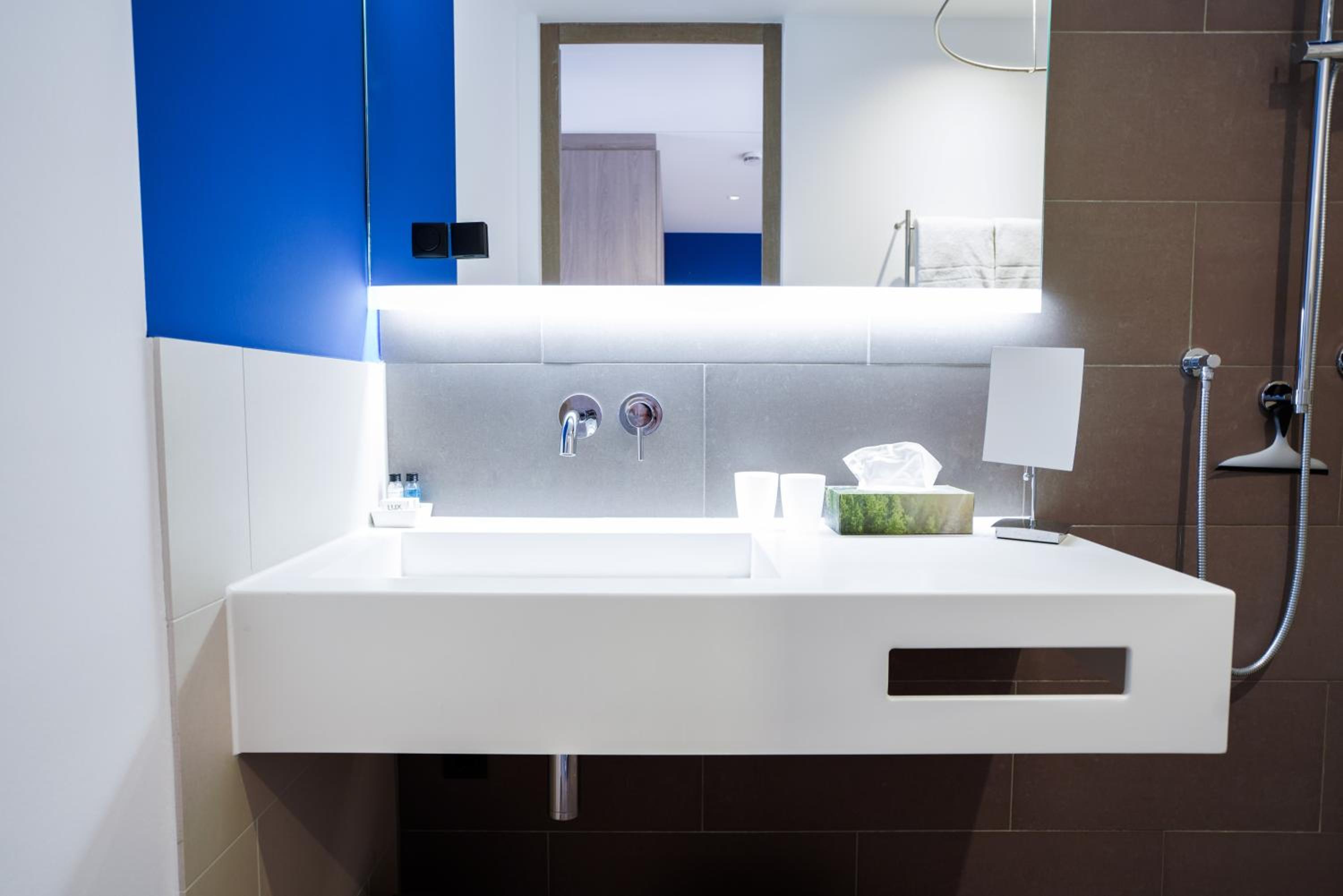 Max Lodging Serviced Apartments