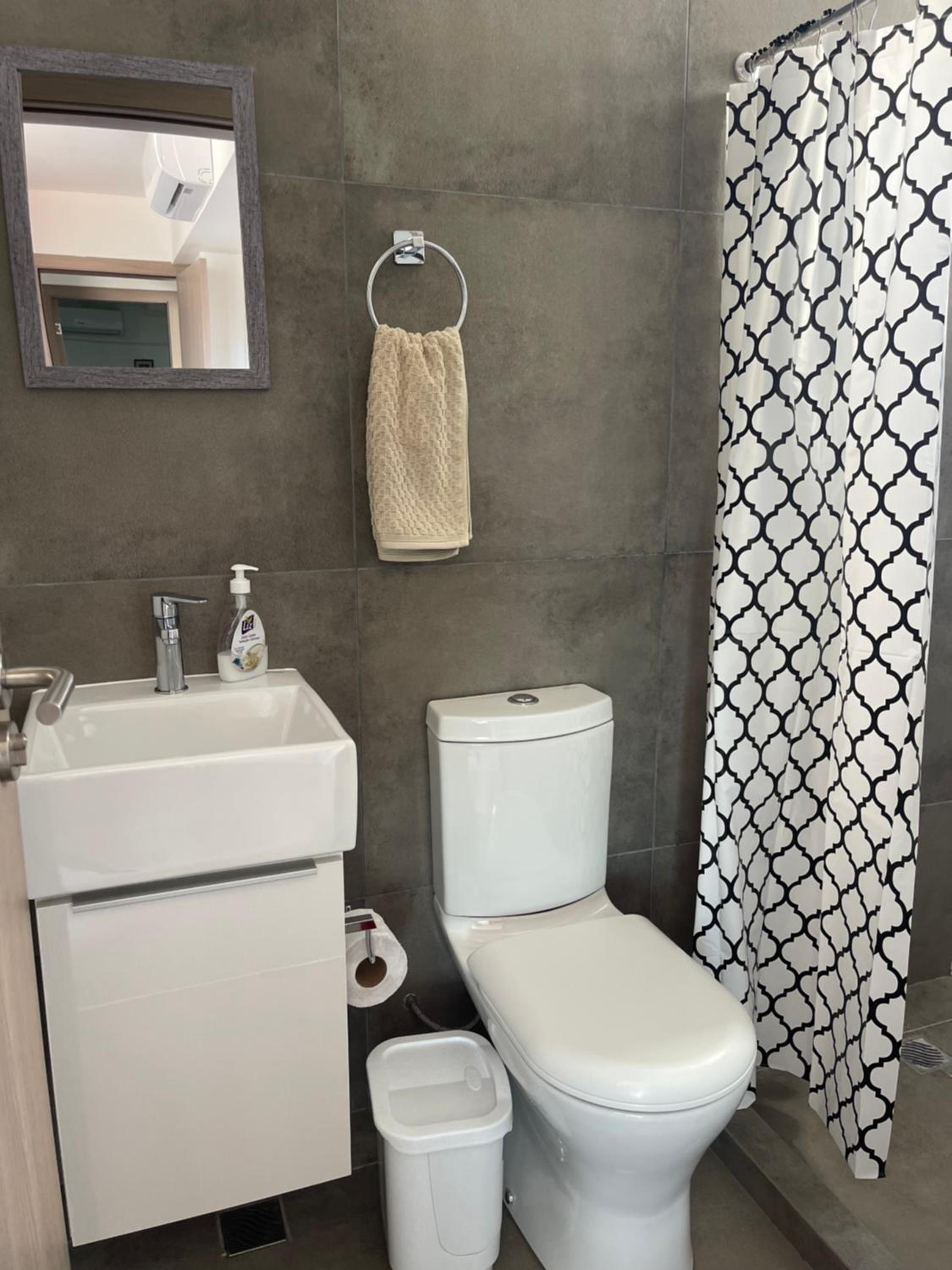 ¡ACOGEDOR DEPTO. DE 2 DORMITORIOS CON PISCINA!