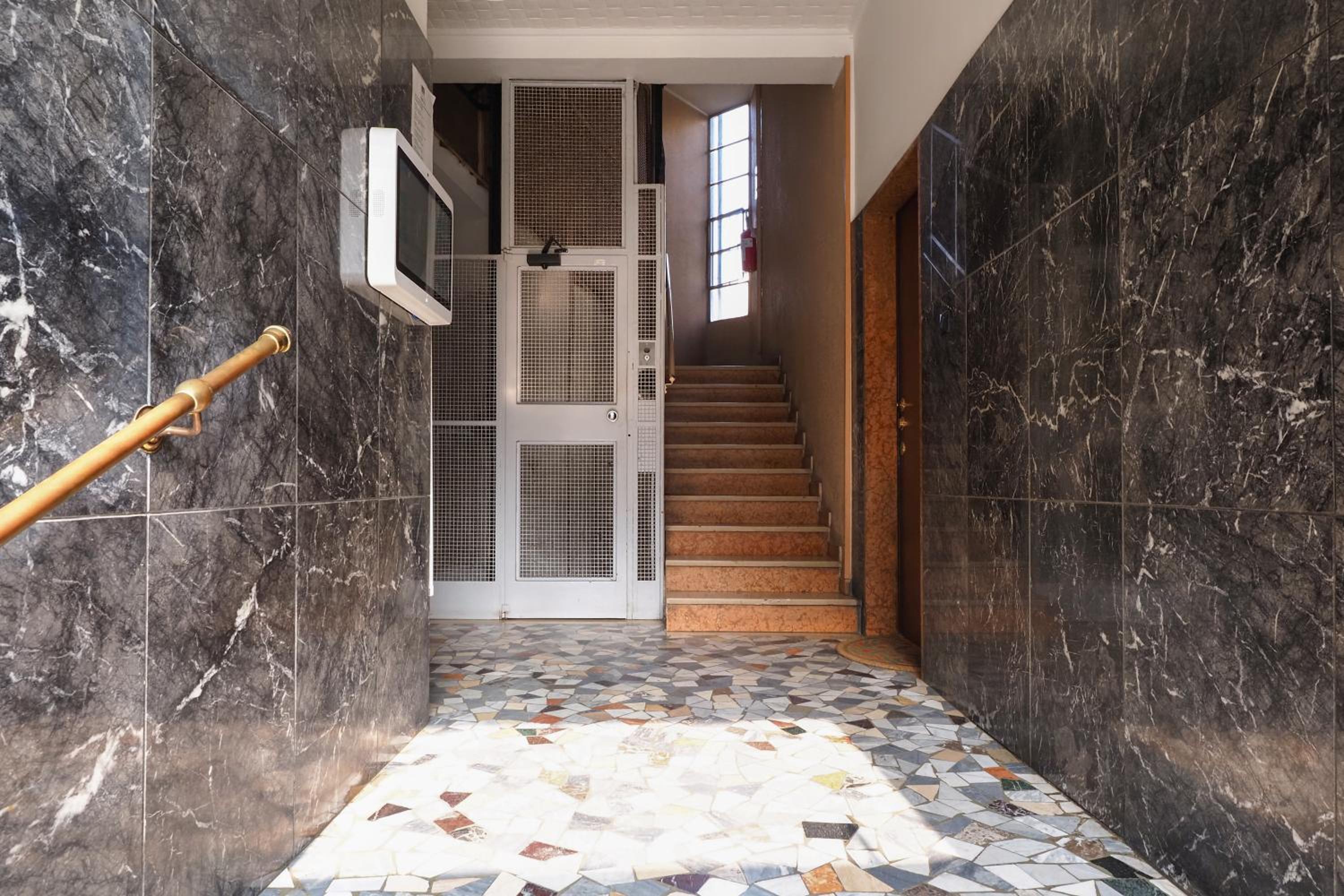 Bonomelli Home con posto auto Fondazione Prada