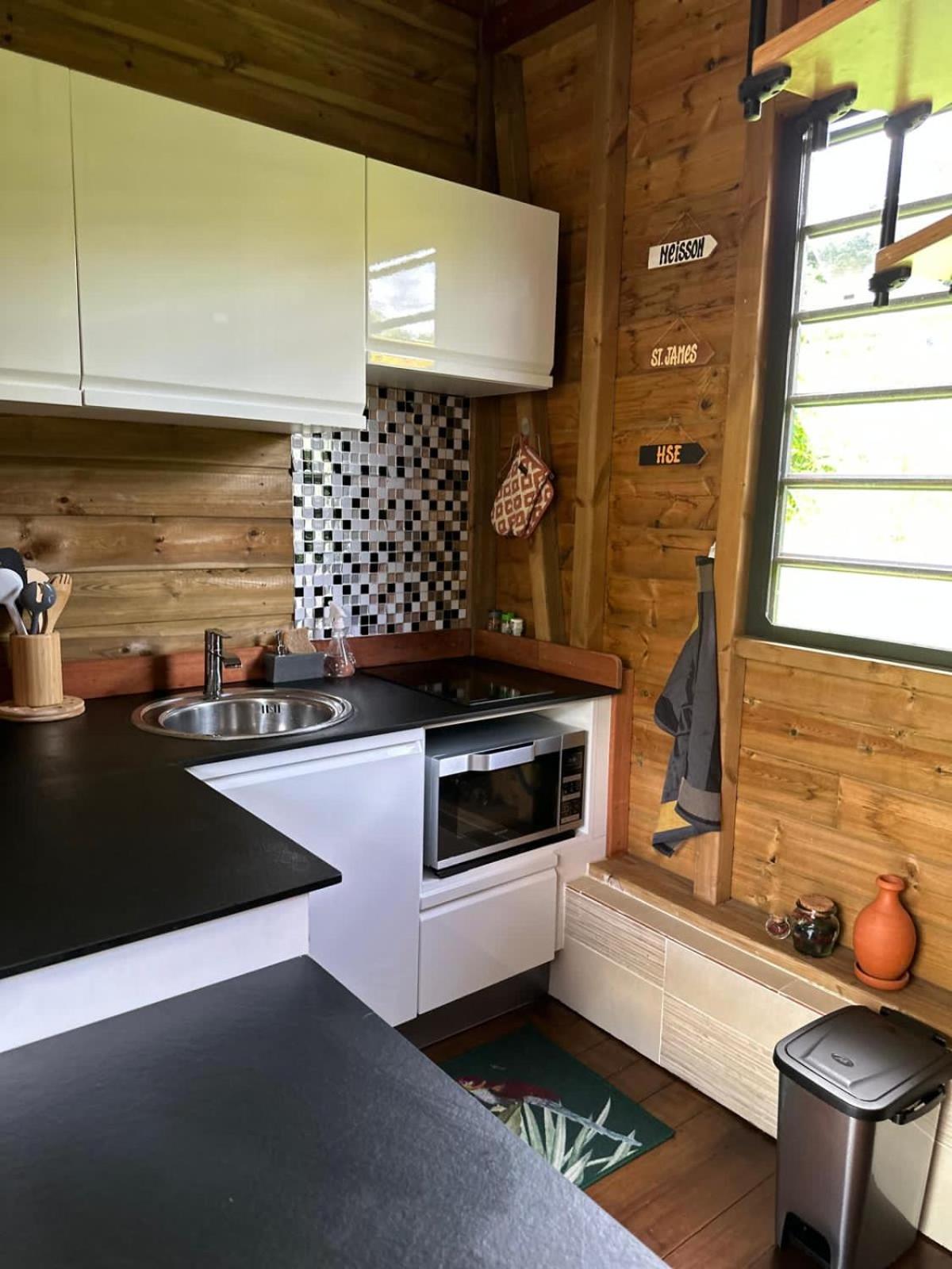 Cabane des Zamoureux