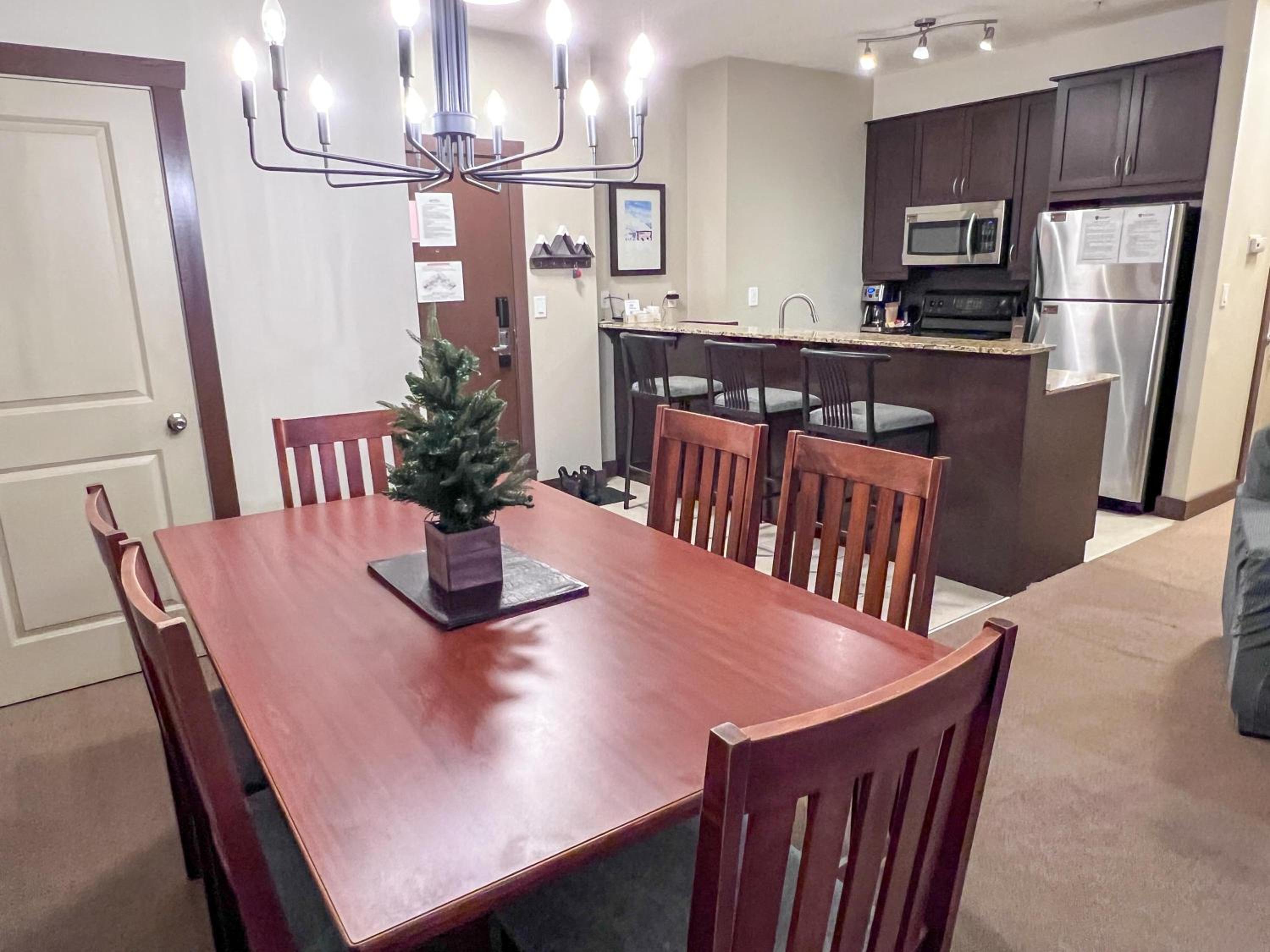 Silver Rock Condominiums by Fernie Central Reservations