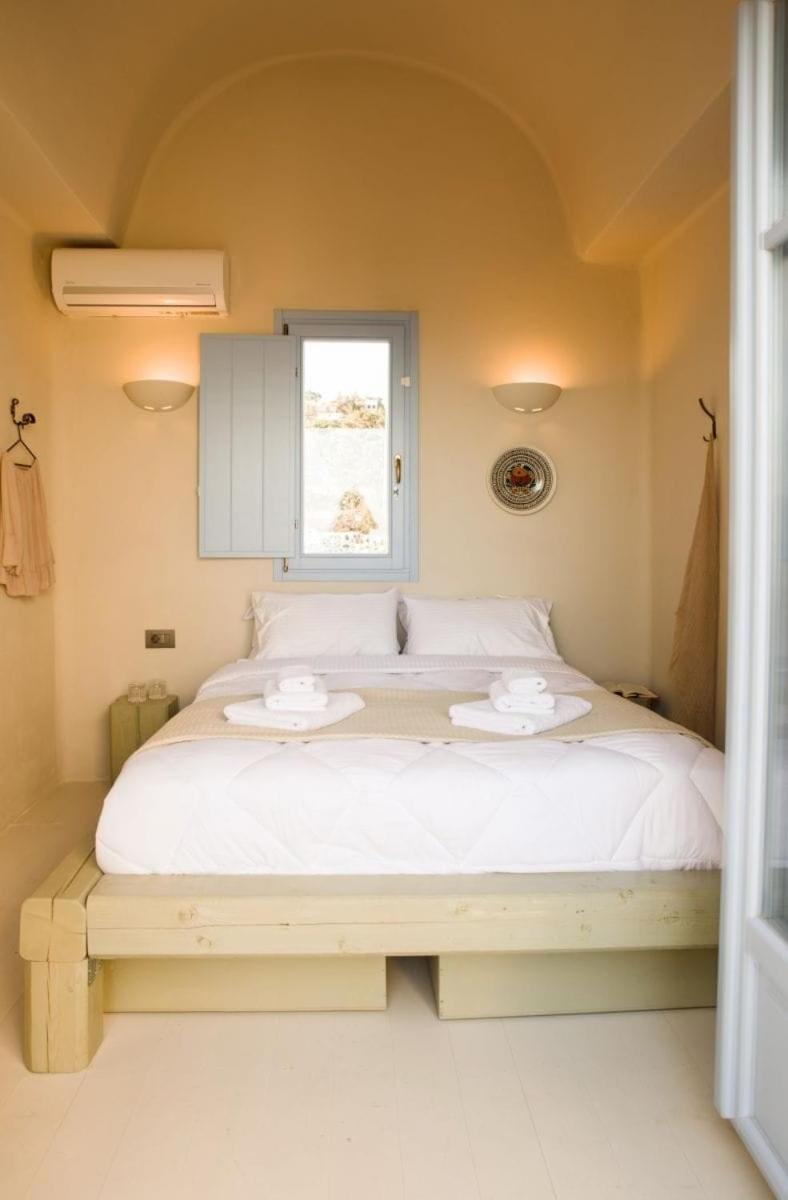 Luxury Santorini Villa 3 Bedroom Villa Private Jetted Pool With Sea View photo 5