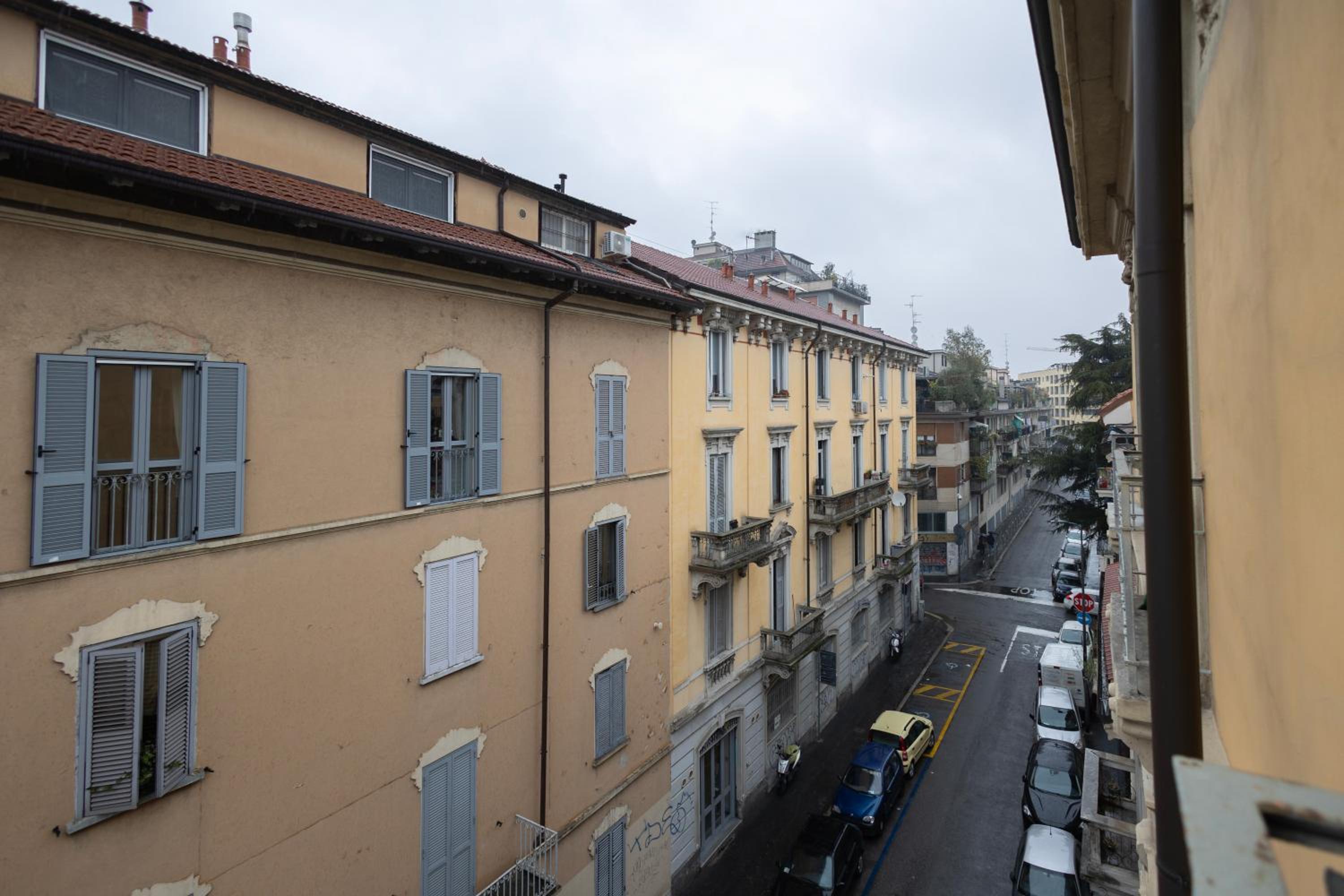 Moderno Appartamento a 2 minuti dalla Metro