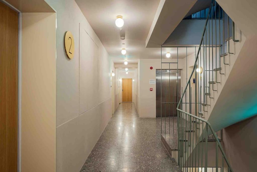 Urban Spaces 3 Victoriei new building with parking and security view 5