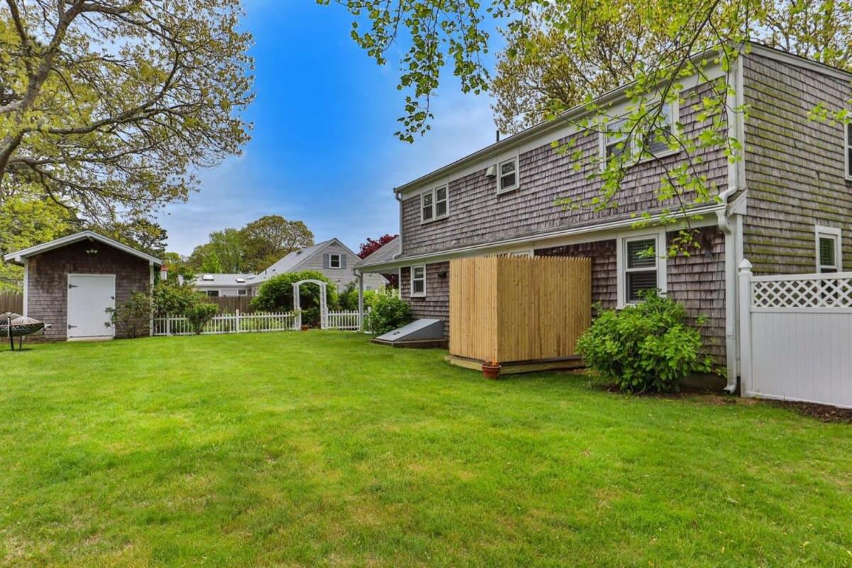 Stay On The Cape Vacation Rentals: Gorgeous 4 Bedroom 4 Minutes to Beach Swan Pond view 5