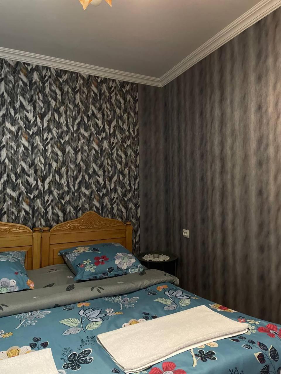 Tsitsabo Family Hotel