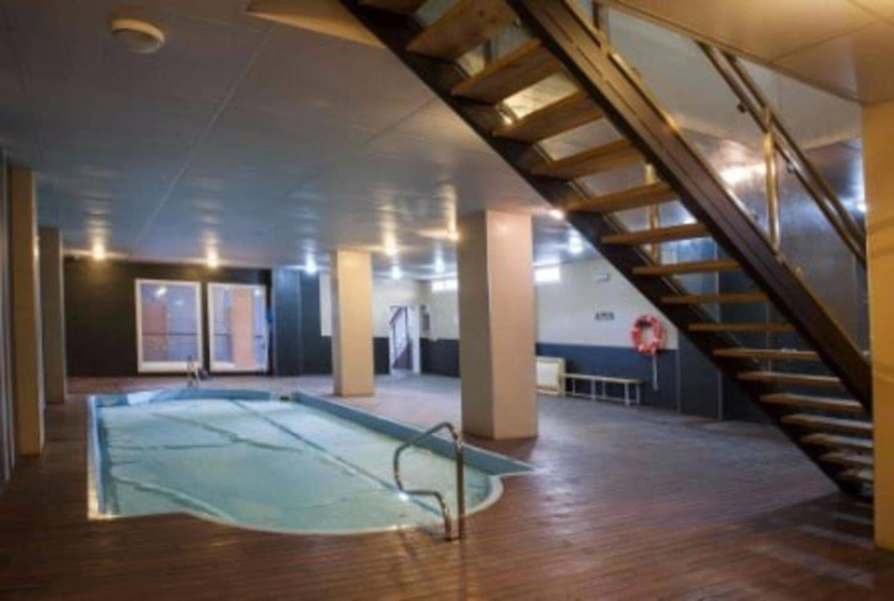 Spacious apartment Monachil Sierra Nevada shared pool