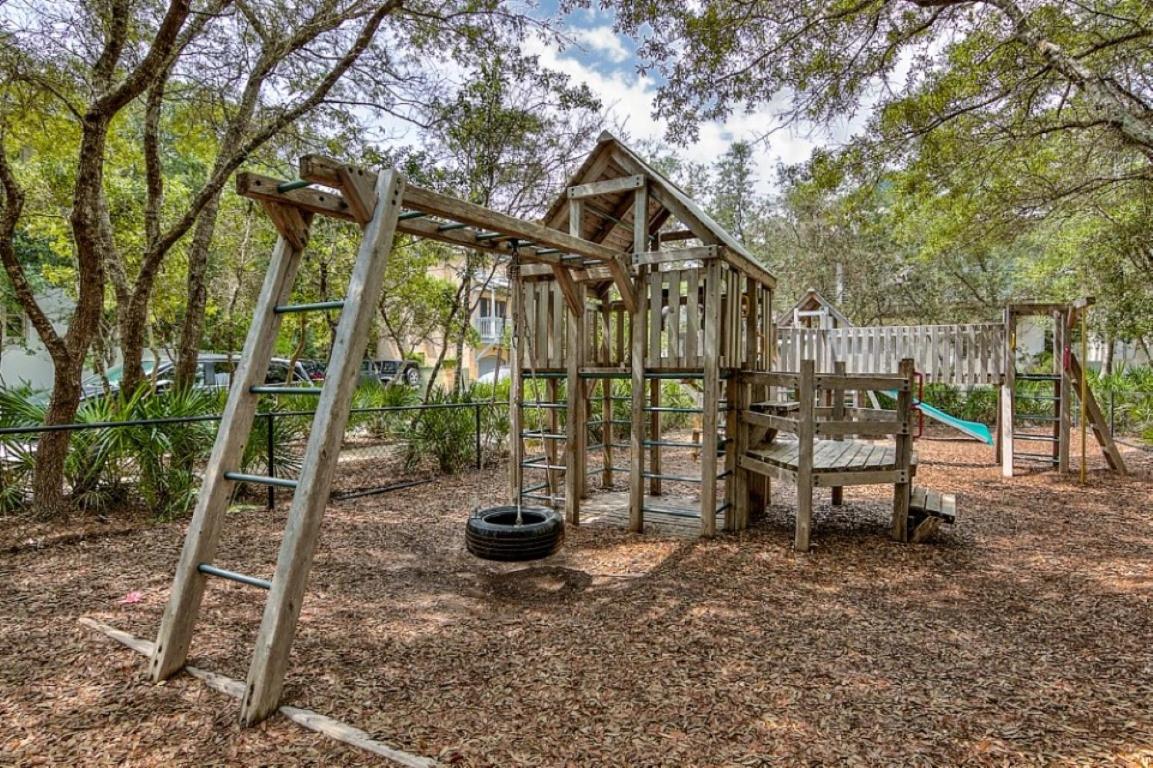 Stairway to Heaven Cottage by 30A Escapes view 3