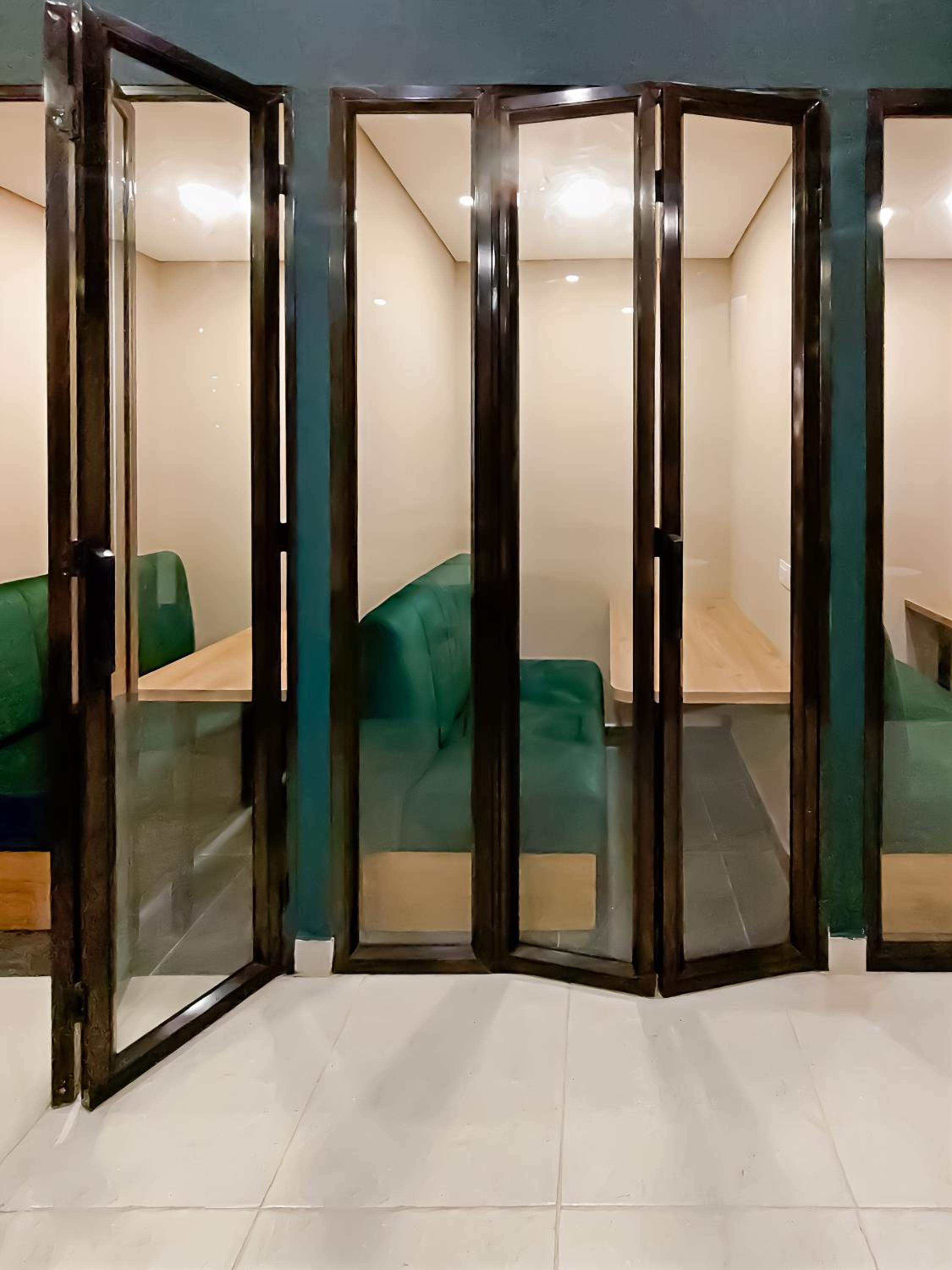 The Hood 102, Modern and Luxury Apartments