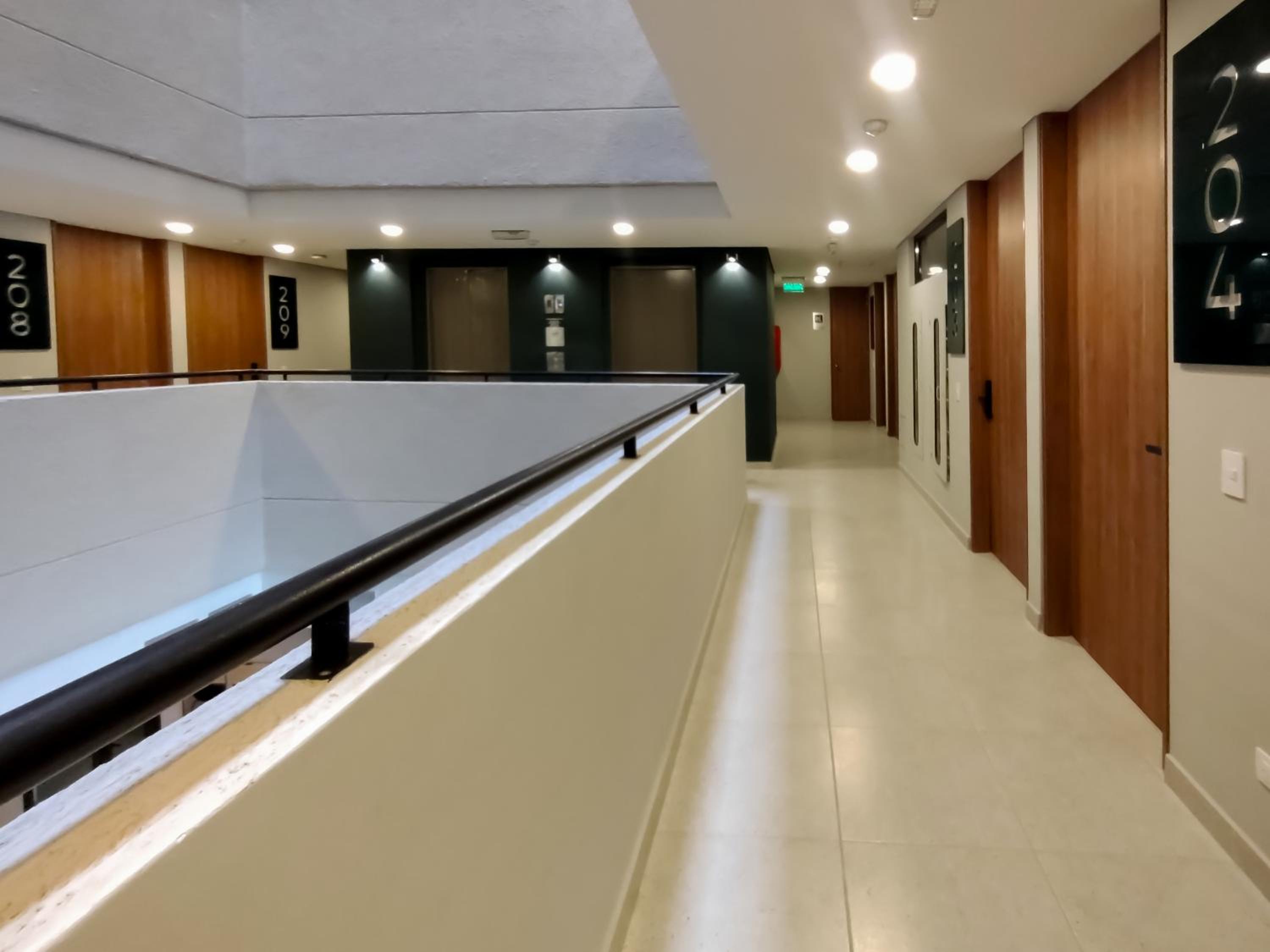 The Hood 102, Modern and Luxury Apartments