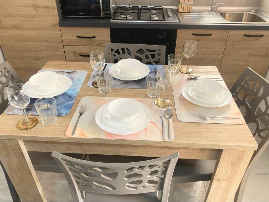 Atlantic SAL - One Bedroom Apt