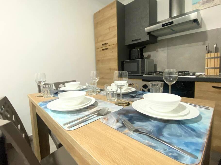 Atlantic SAL - One Bedroom Apt