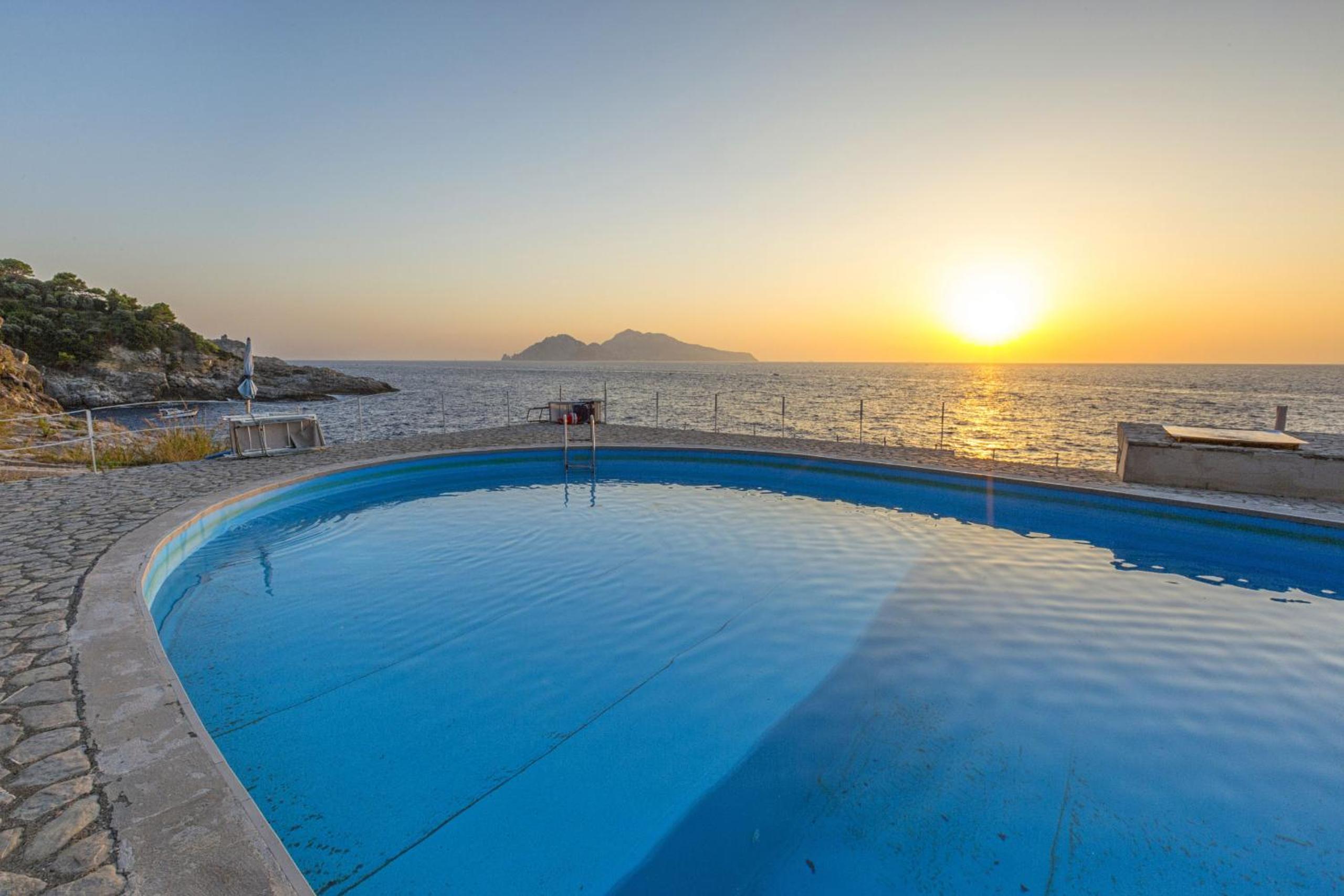 AMORE RENTALS - Villa Domus Franca photo 4