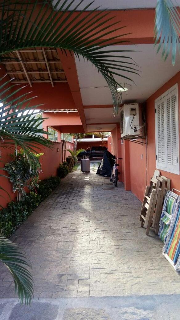 Apartamento na praia em Condomínio