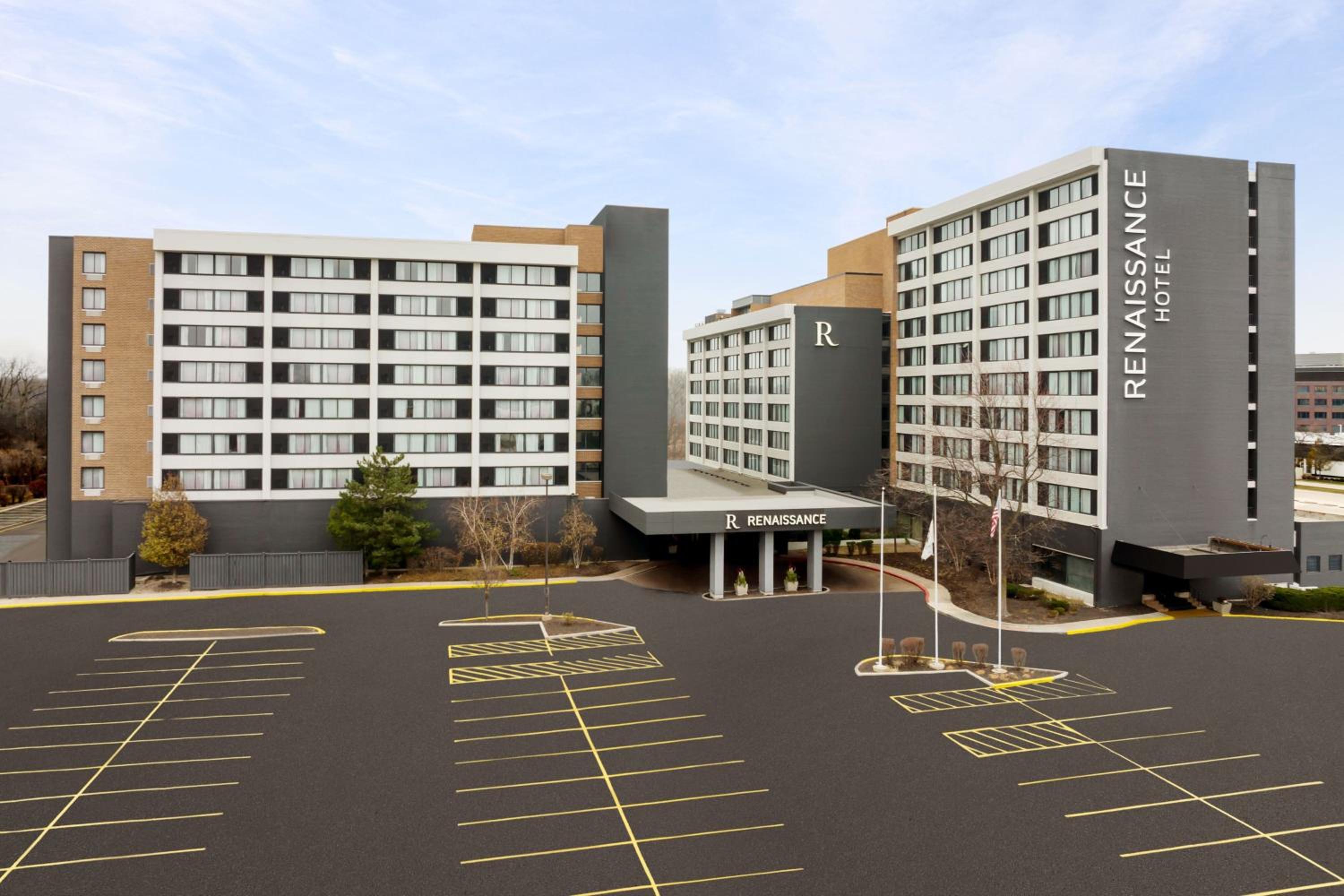 Renaissance Chicago North Shore Hotel - Property Image 18