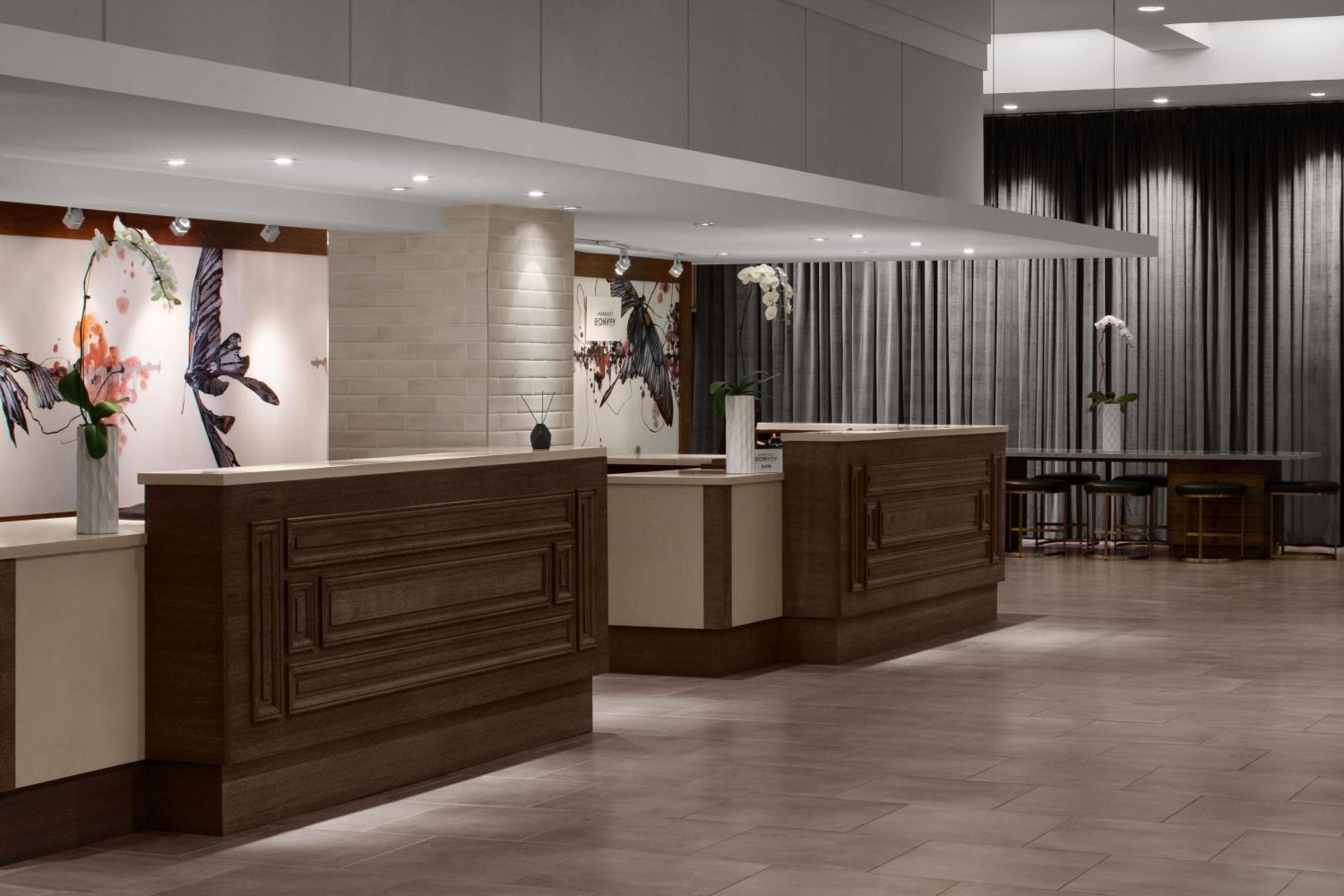 Renaissance Chicago North Shore Hotel - Property Image 16