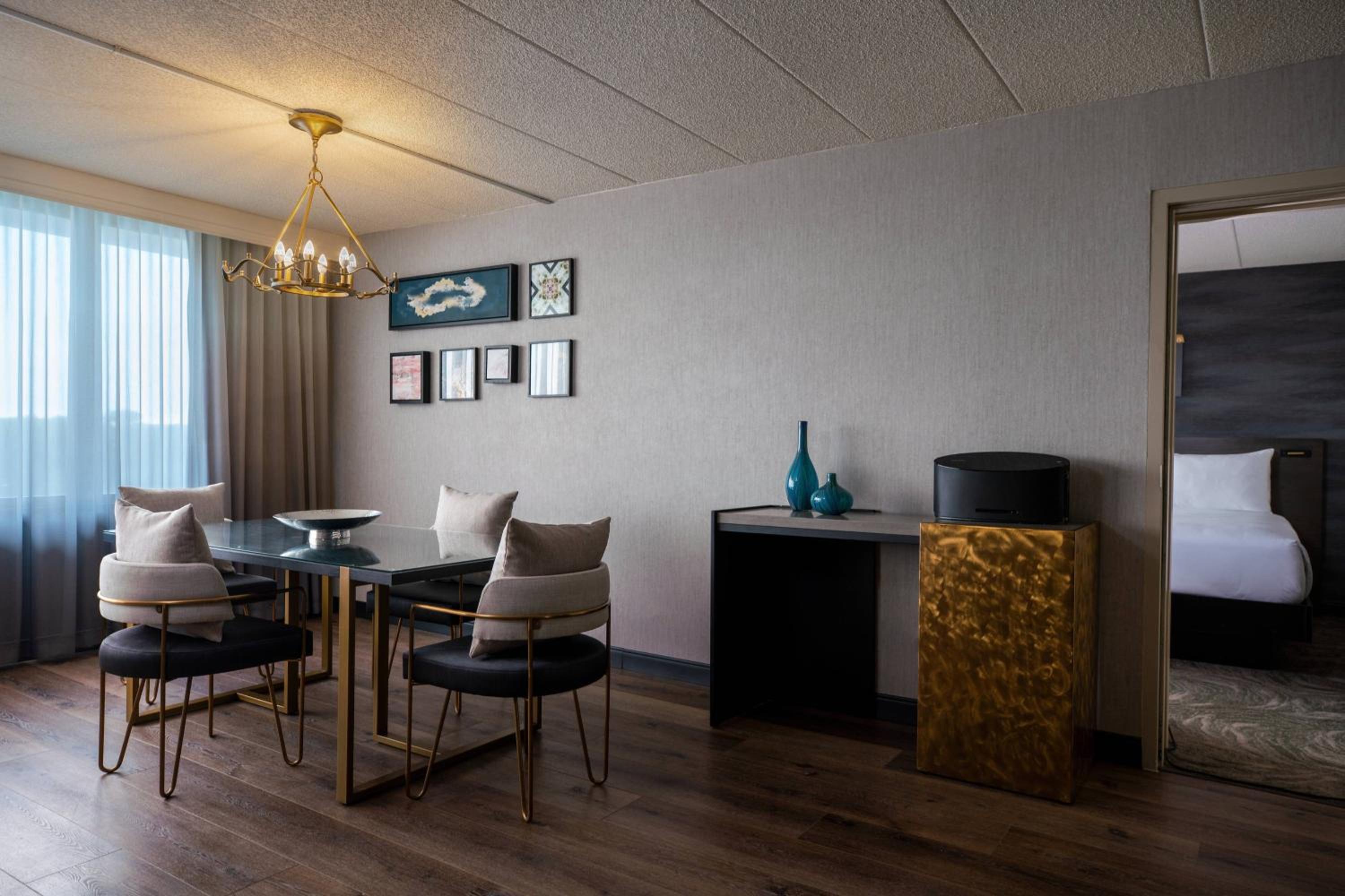 Renaissance Chicago North Shore Hotel - Property Image 75