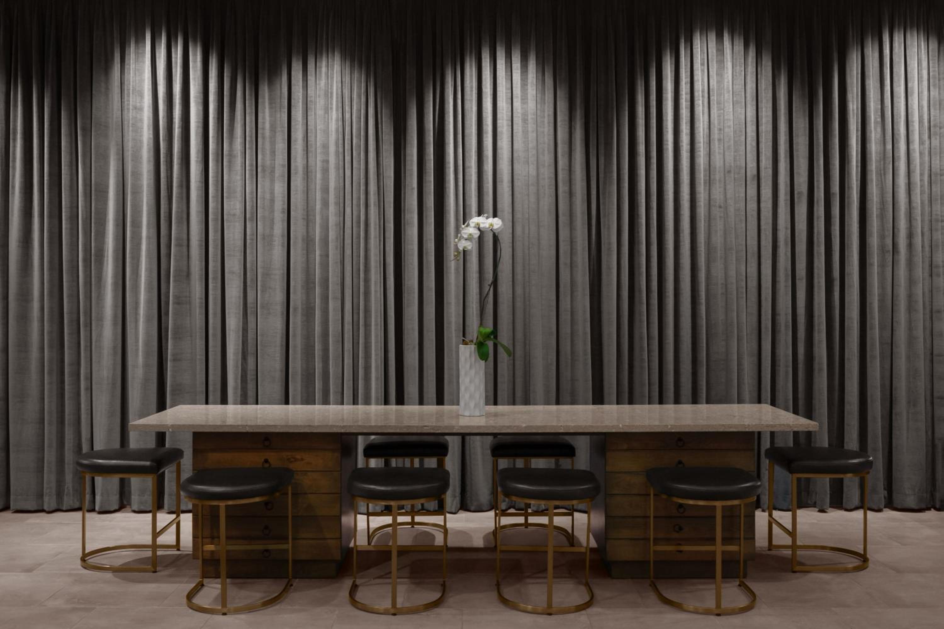Renaissance Chicago North Shore Hotel - Property Image 11