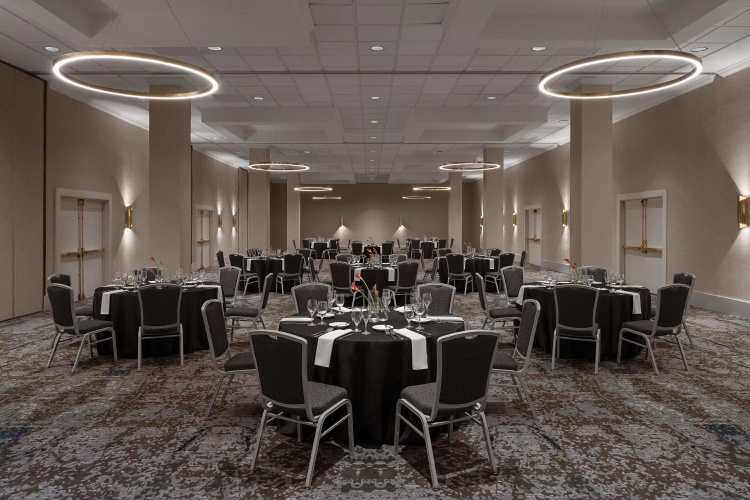 Renaissance Chicago North Shore Hotel - Property Image 72