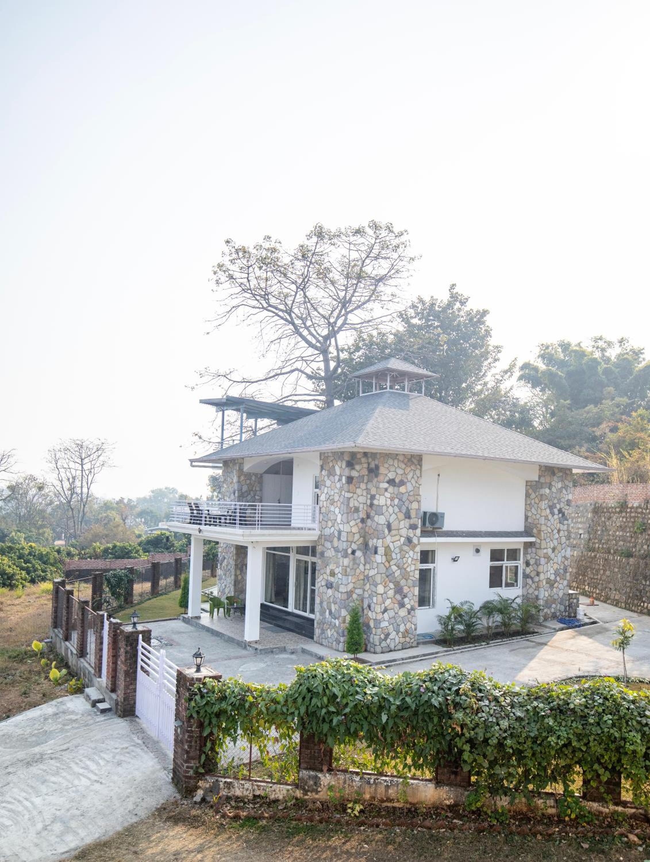 Lazy Fox Hideout - Panoramic View Cottage view 5
