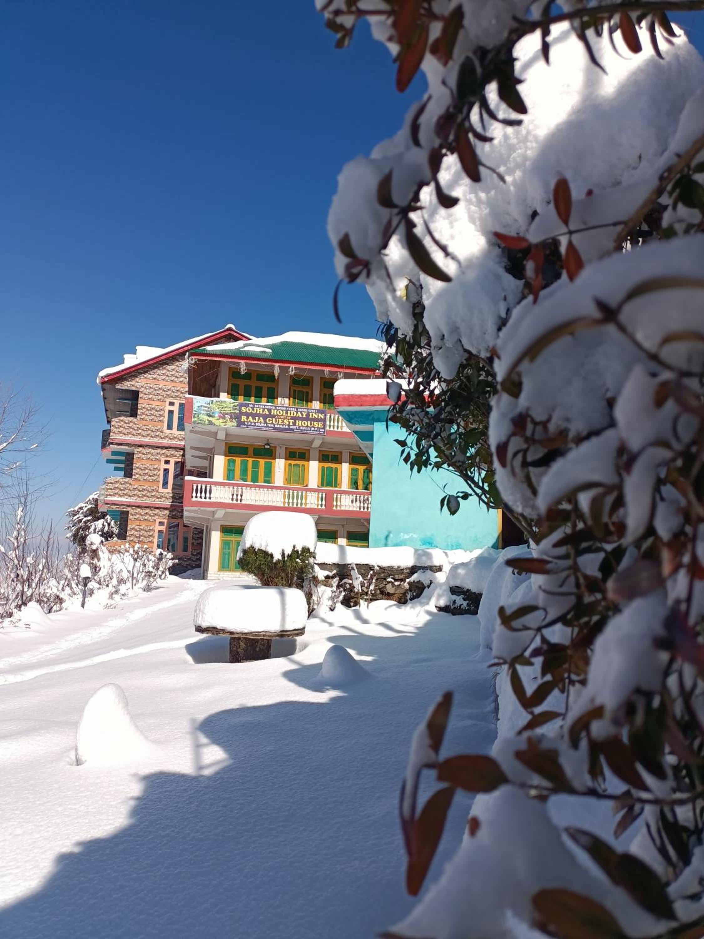 Sojhaholidayinn