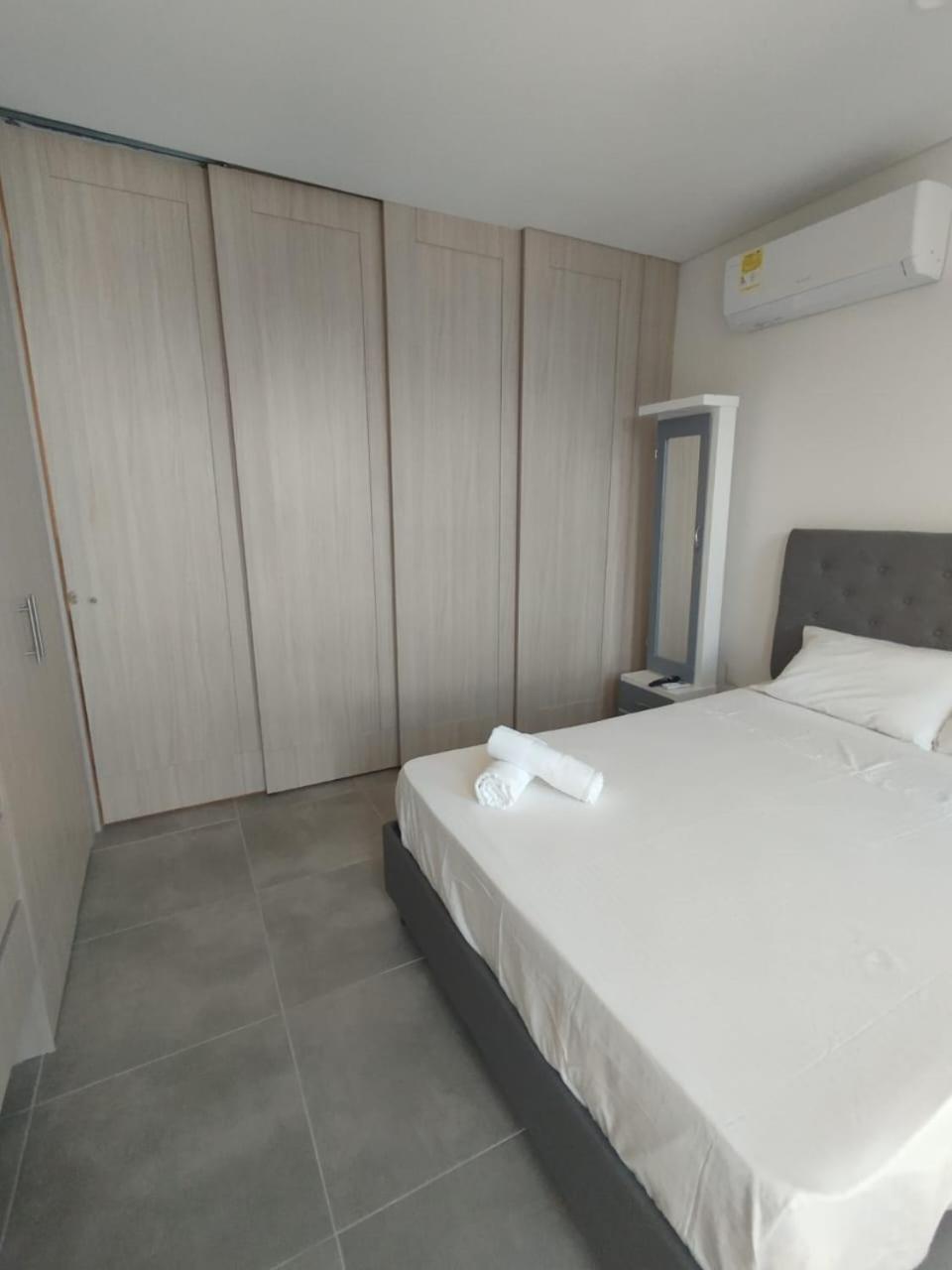 Apartamento vista el lago p21
