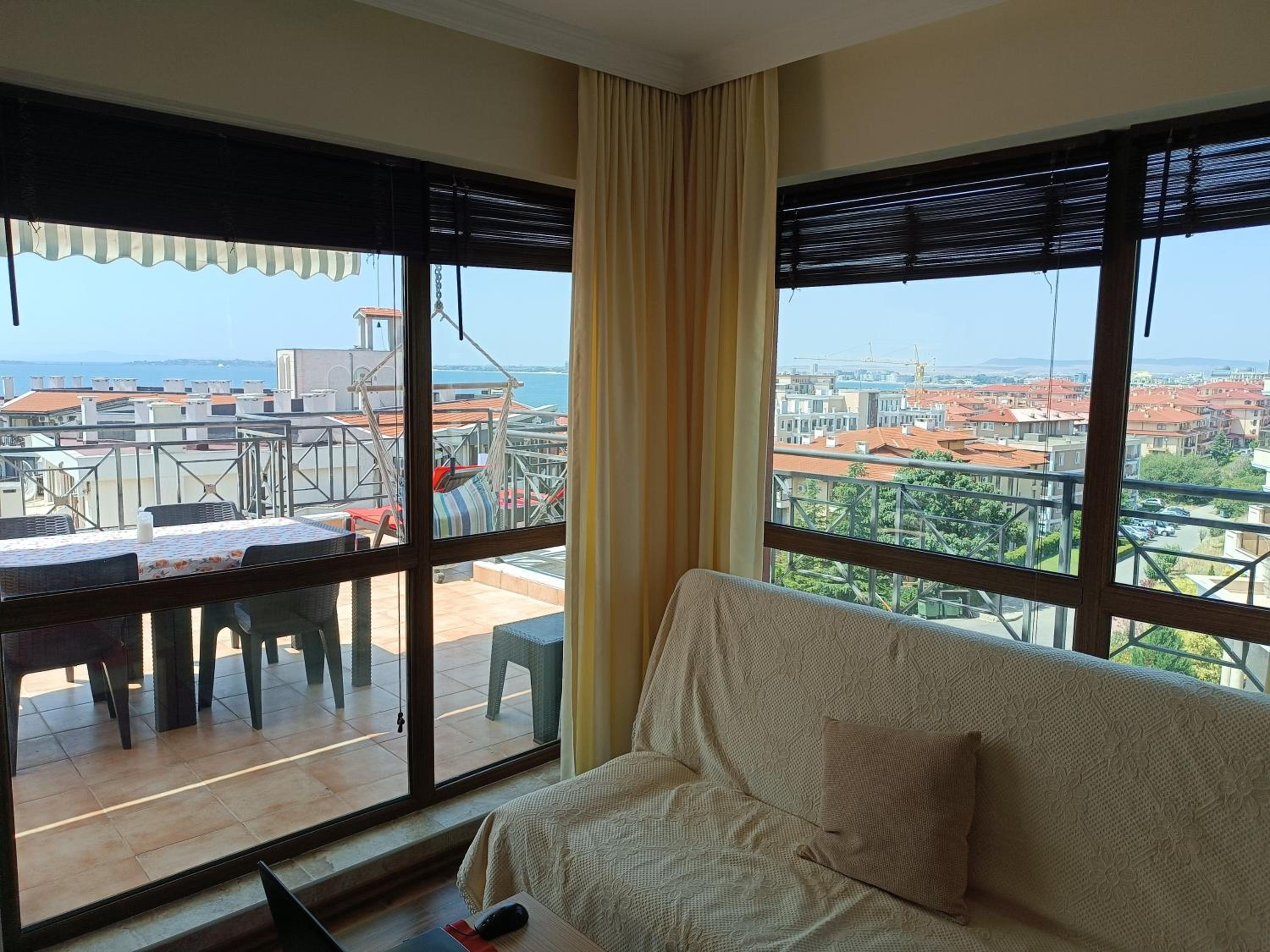 Rooftop Sea View Apartment Sveti Vlas