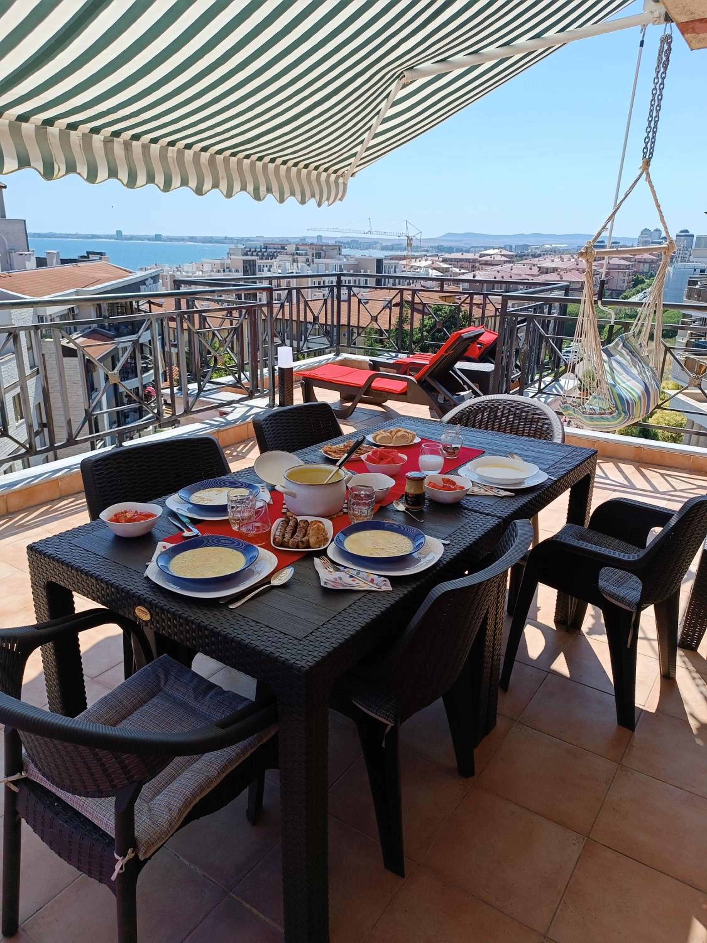 Rooftop Sea View Apartment Sveti Vlas
