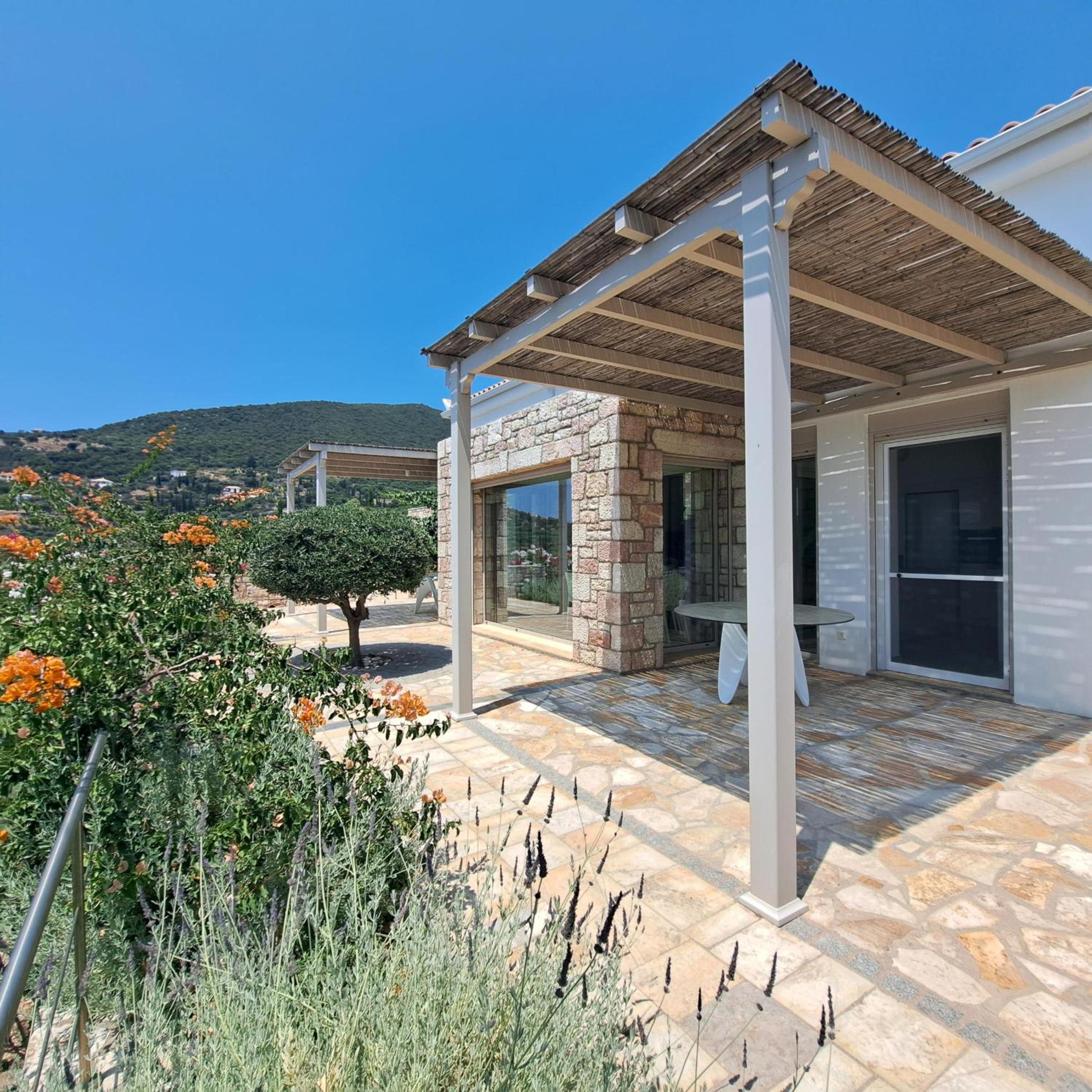 Villa Ammoudi