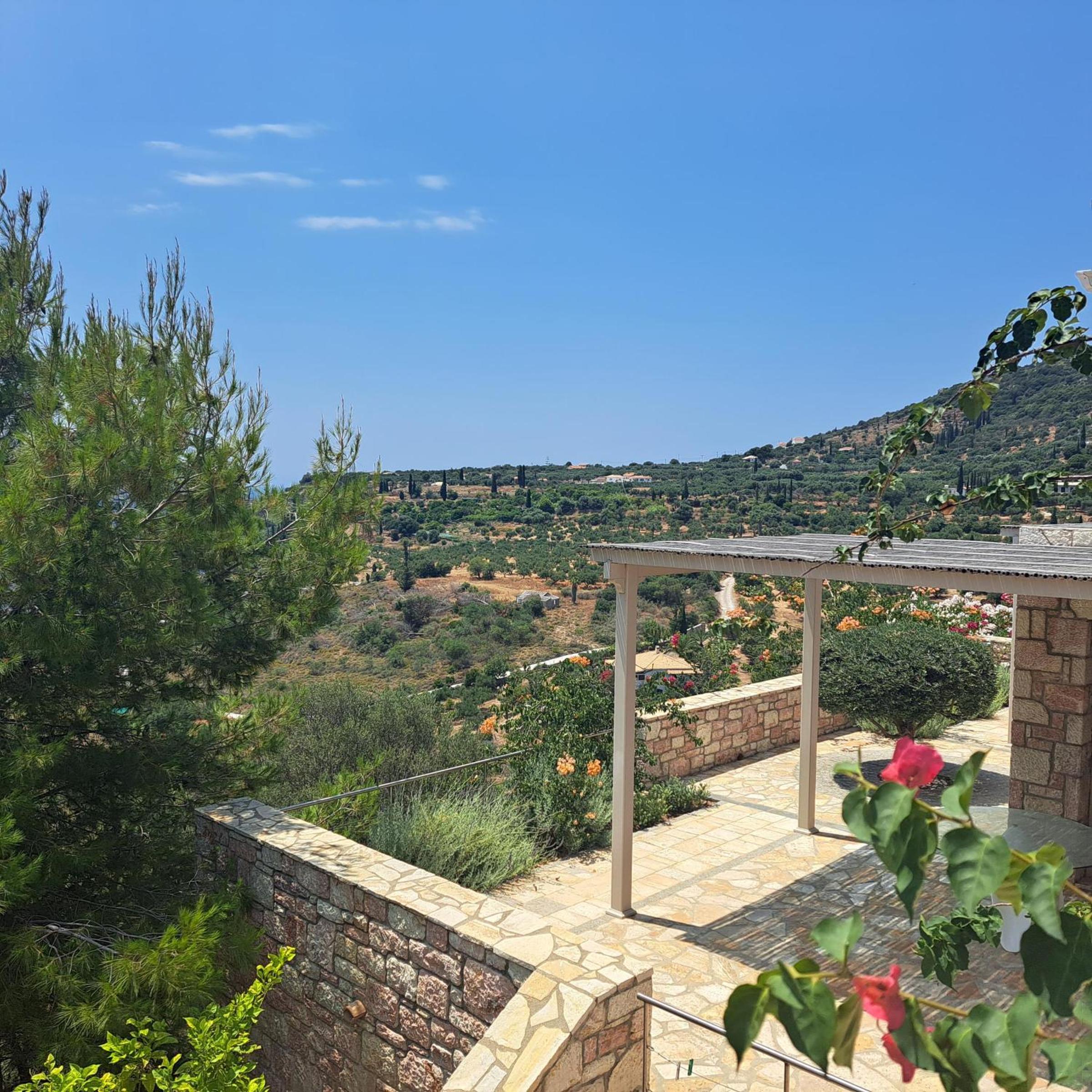 Villa Ammoudi