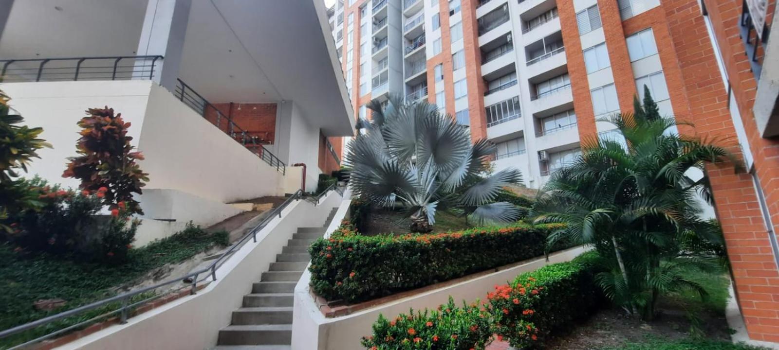 Espectacular apartamento de 3 habitaciones con piscina y parqueadero privado Excelente Relacion Precio Calidad Puntaje