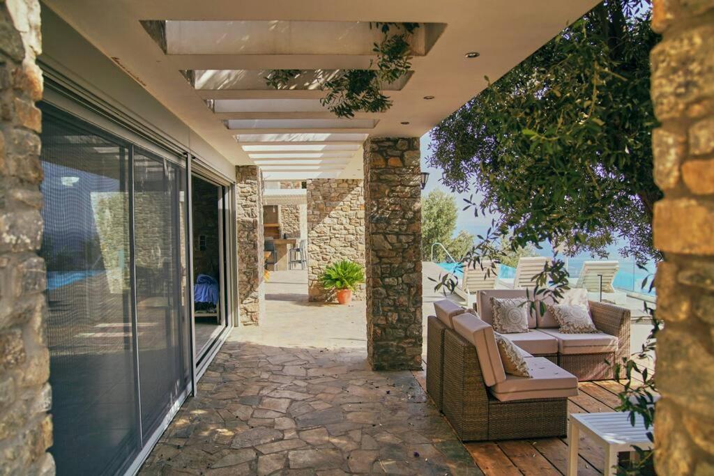 La Bella Villa - Cliffside Infinity Pool and Sunsets view 4