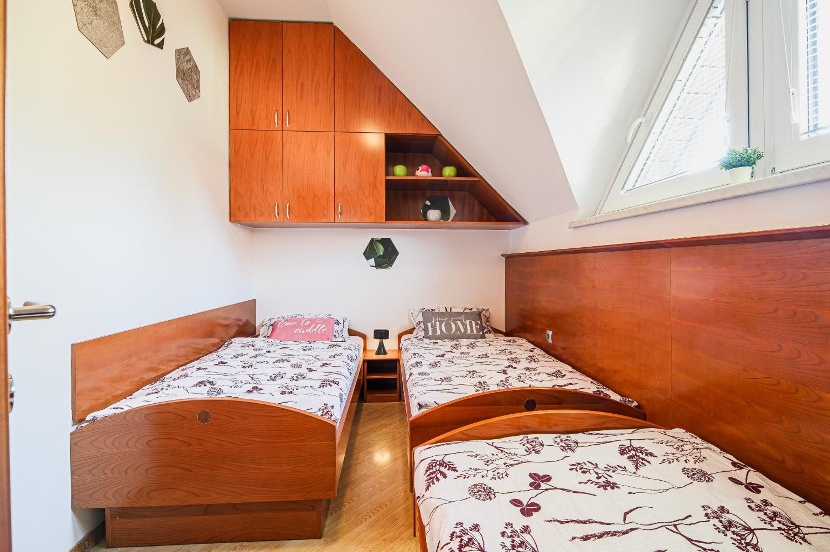 Holiday Home Oxi view 4
