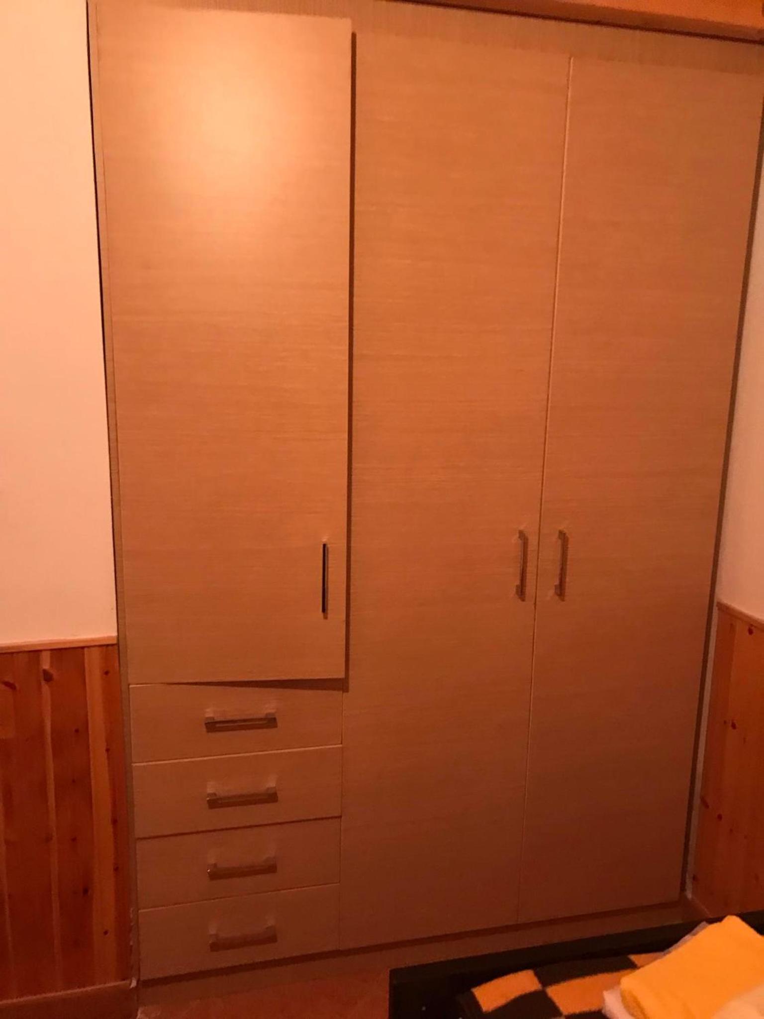 Bujtina Anesi