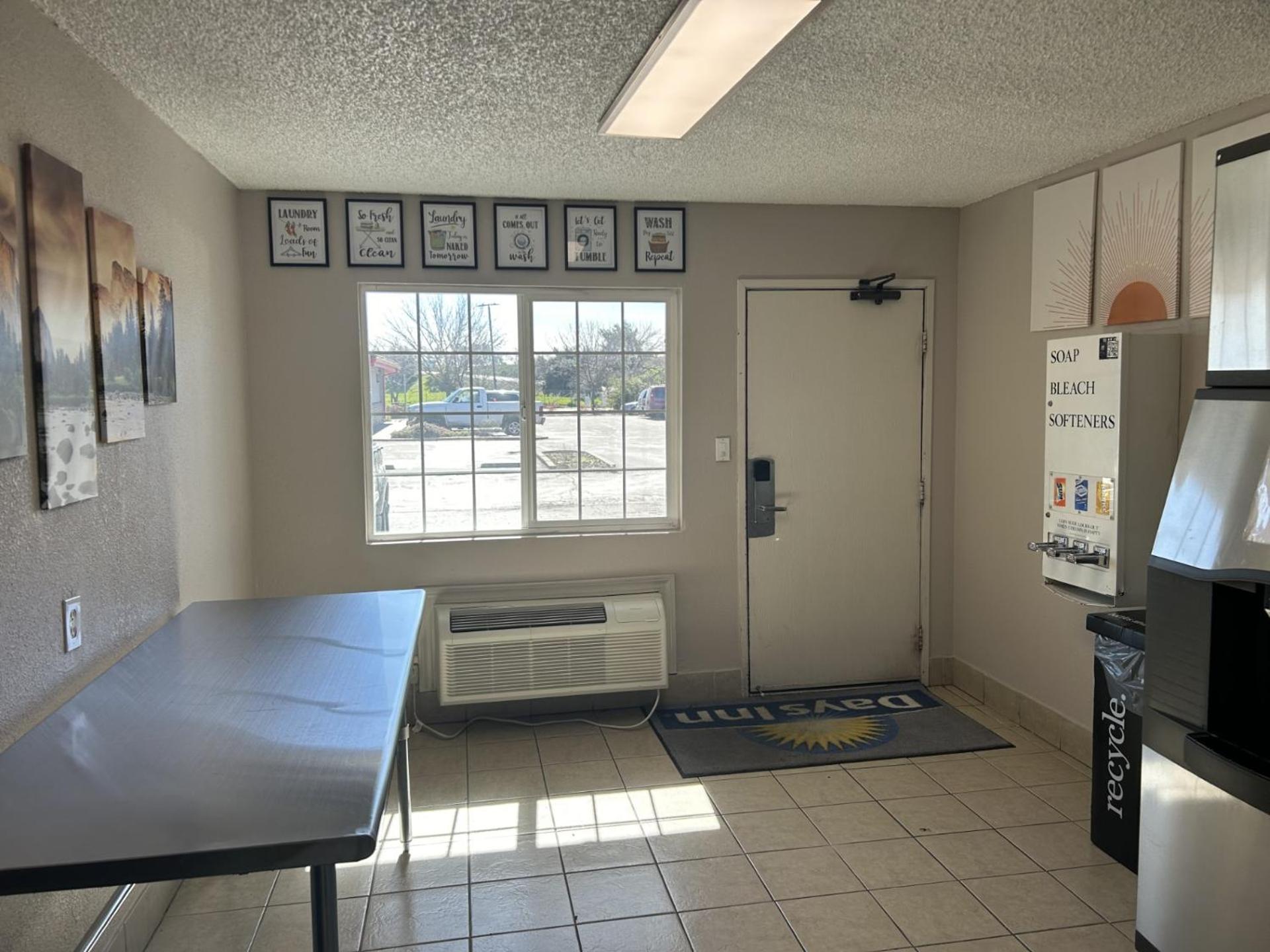 Turlock Vacations - Days Inn by Wyndham Turlock - Property Image 22