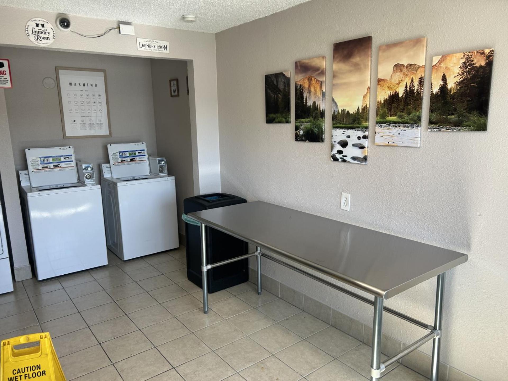 Turlock Vacations - Days Inn by Wyndham Turlock - Property Image 7