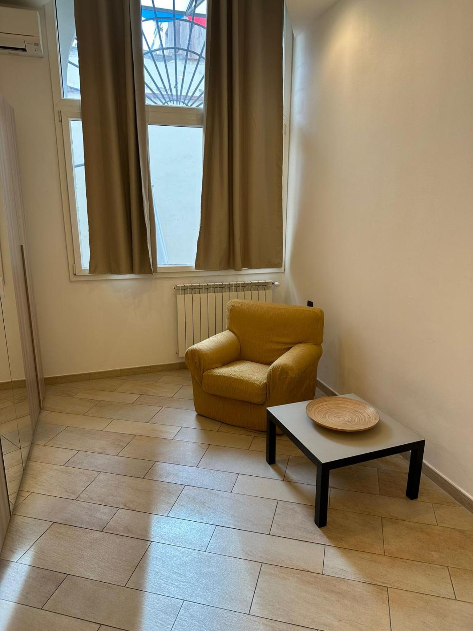 Amalia Apartment Via La Farina