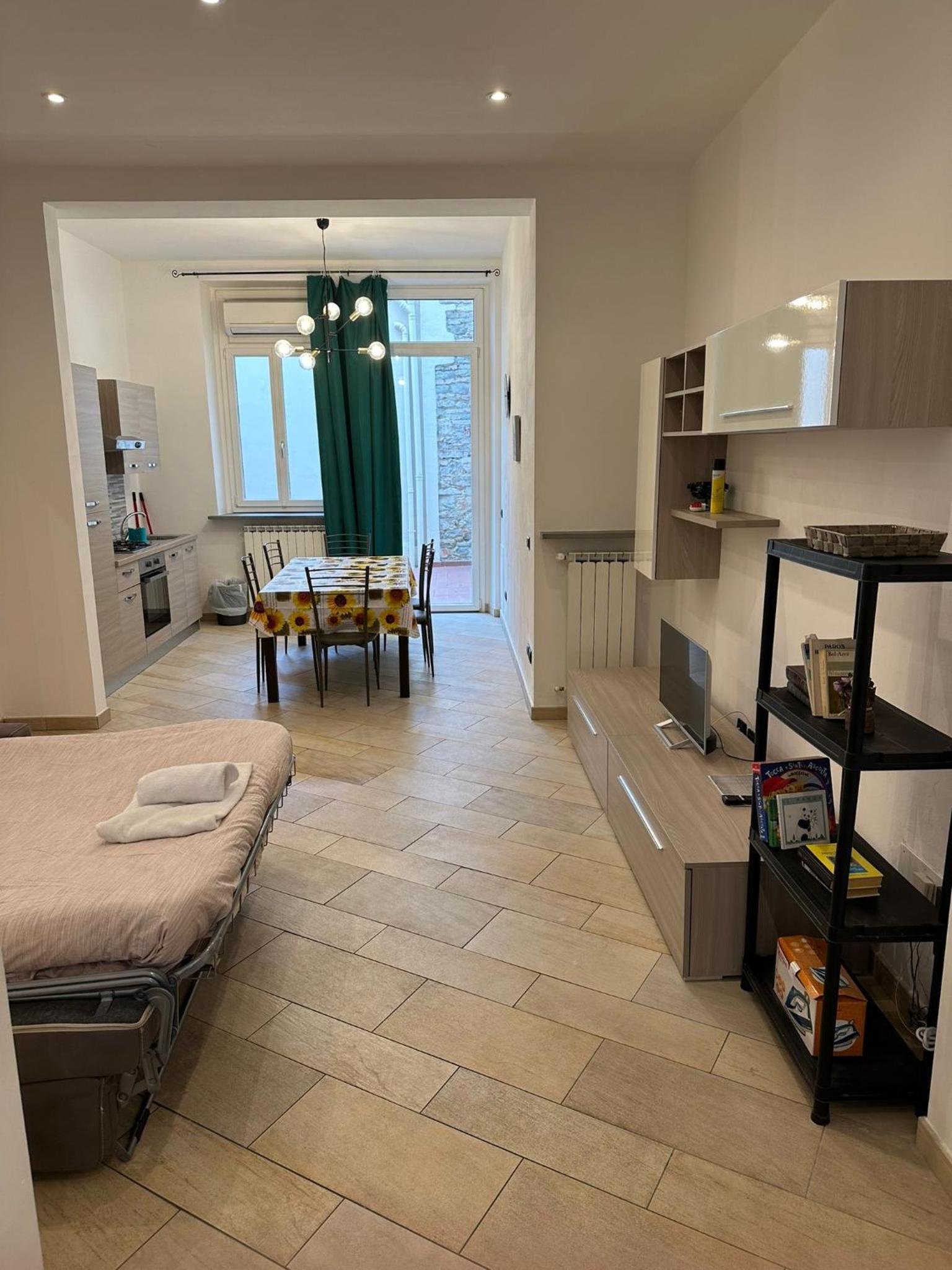 Amalia Apartment Via La Farina