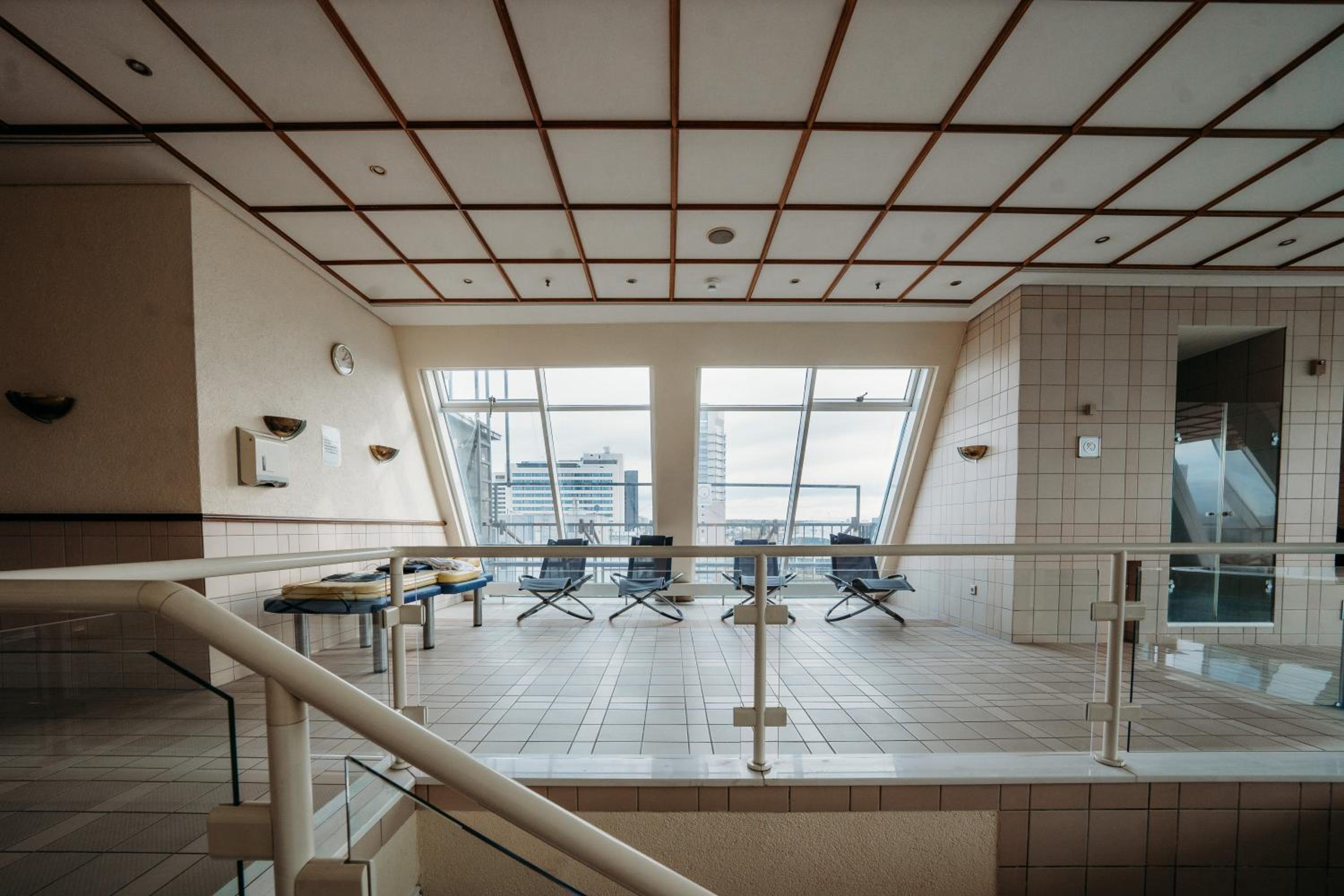 Savoy Hotel - Property Image 17