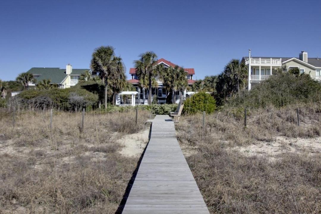 3902 Palm Blvd by AvantStay Beach Access Oceanfront Views w Pool