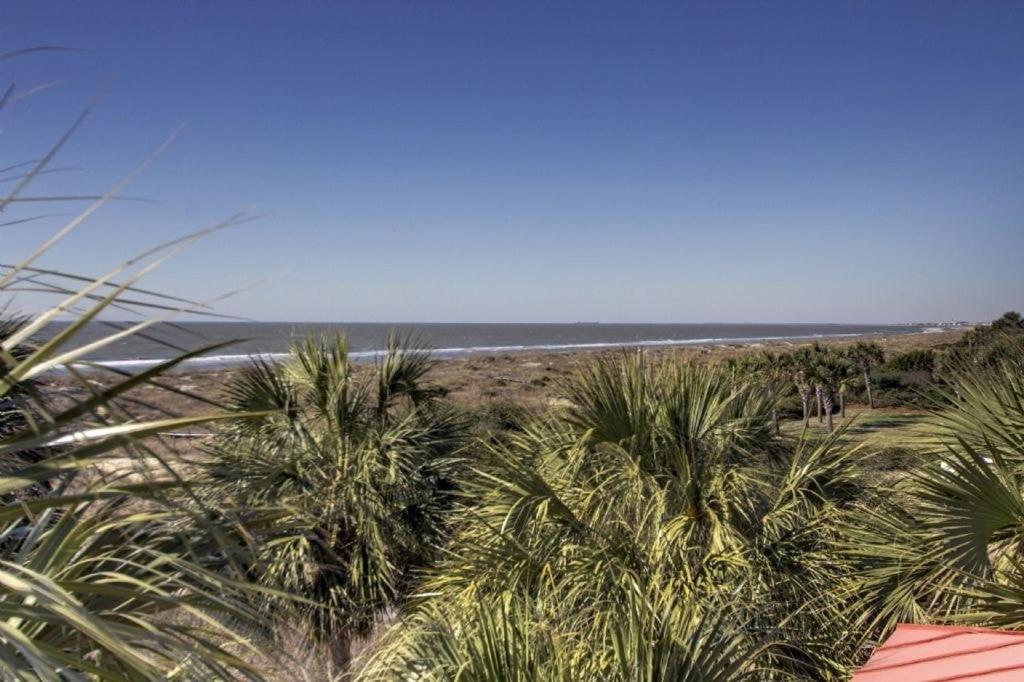 3902 Palm Blvd by AvantStay Beach Access Oceanfront Views w Pool