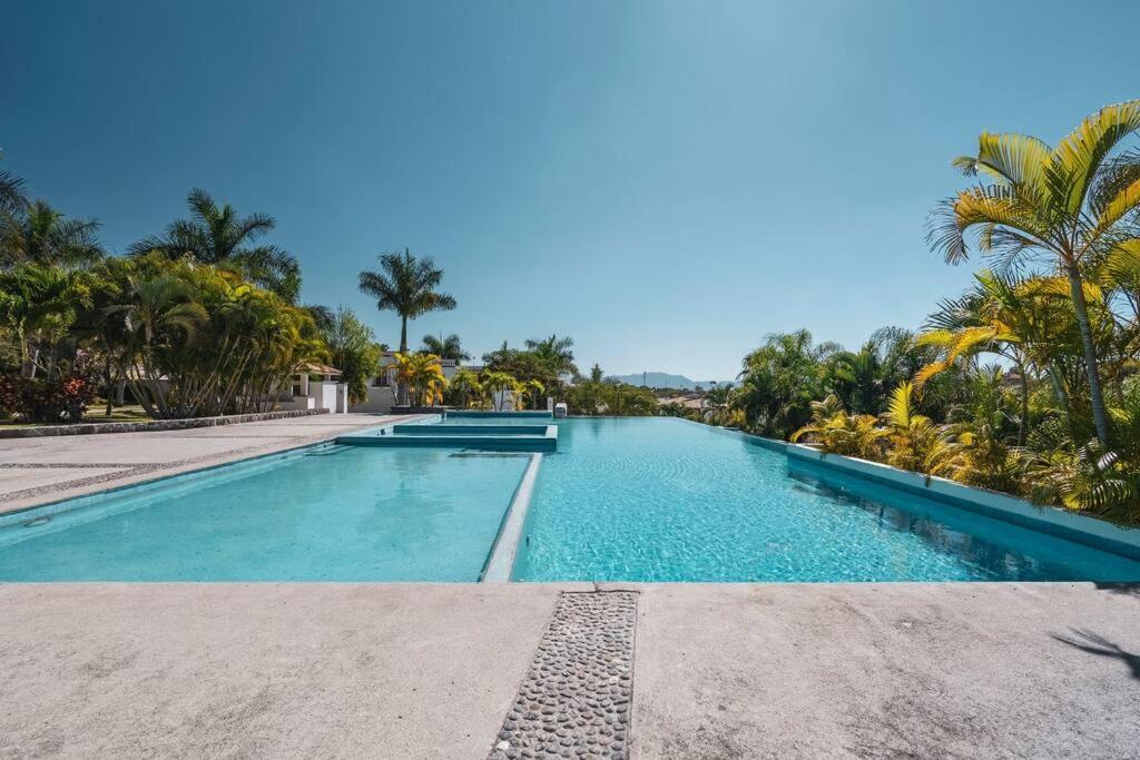 Villa Exclusiva en Cuernavaca: Casa con Alberca view 5