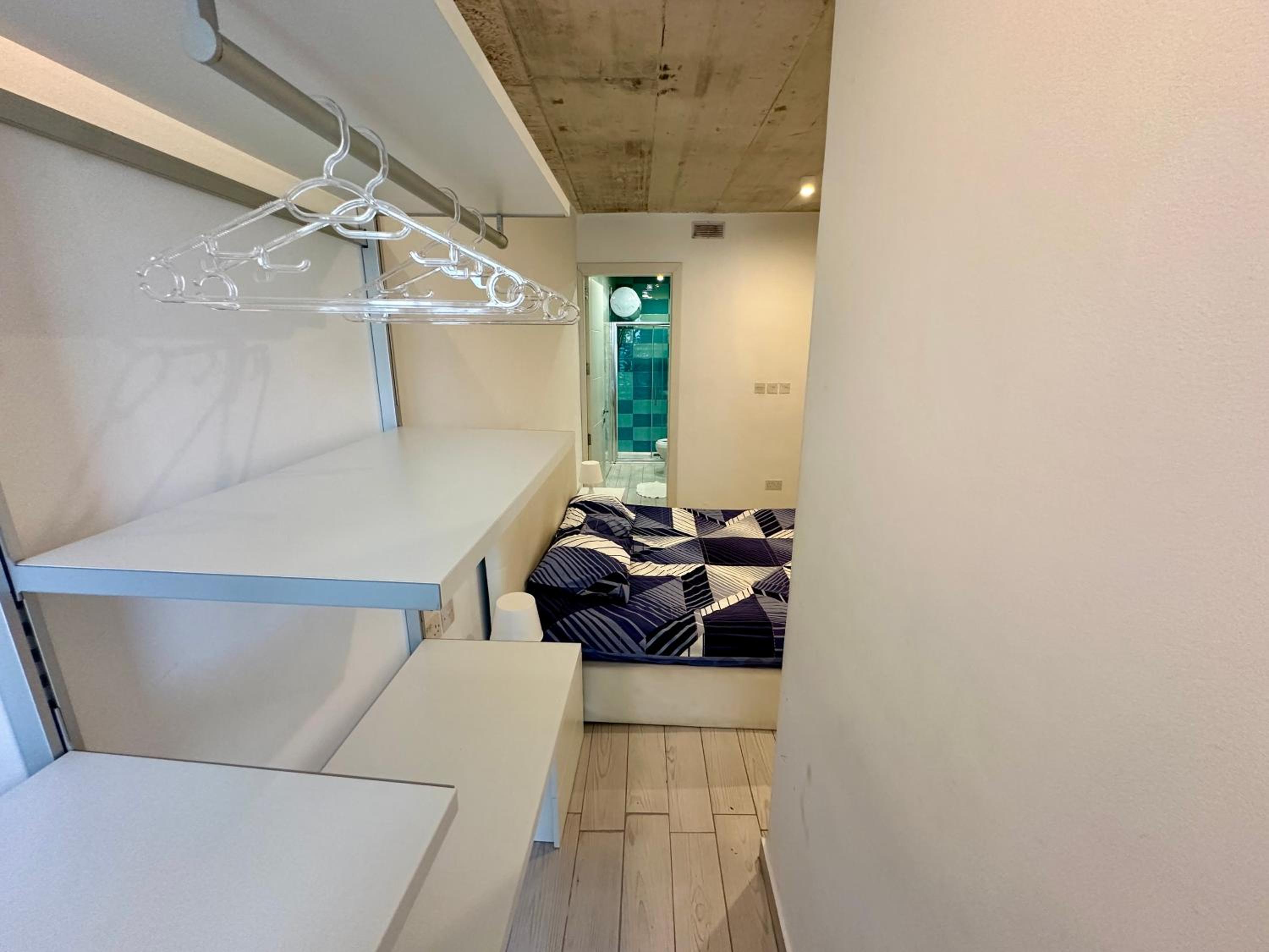 Heart of the Paceville Modern Apartment! photo 2