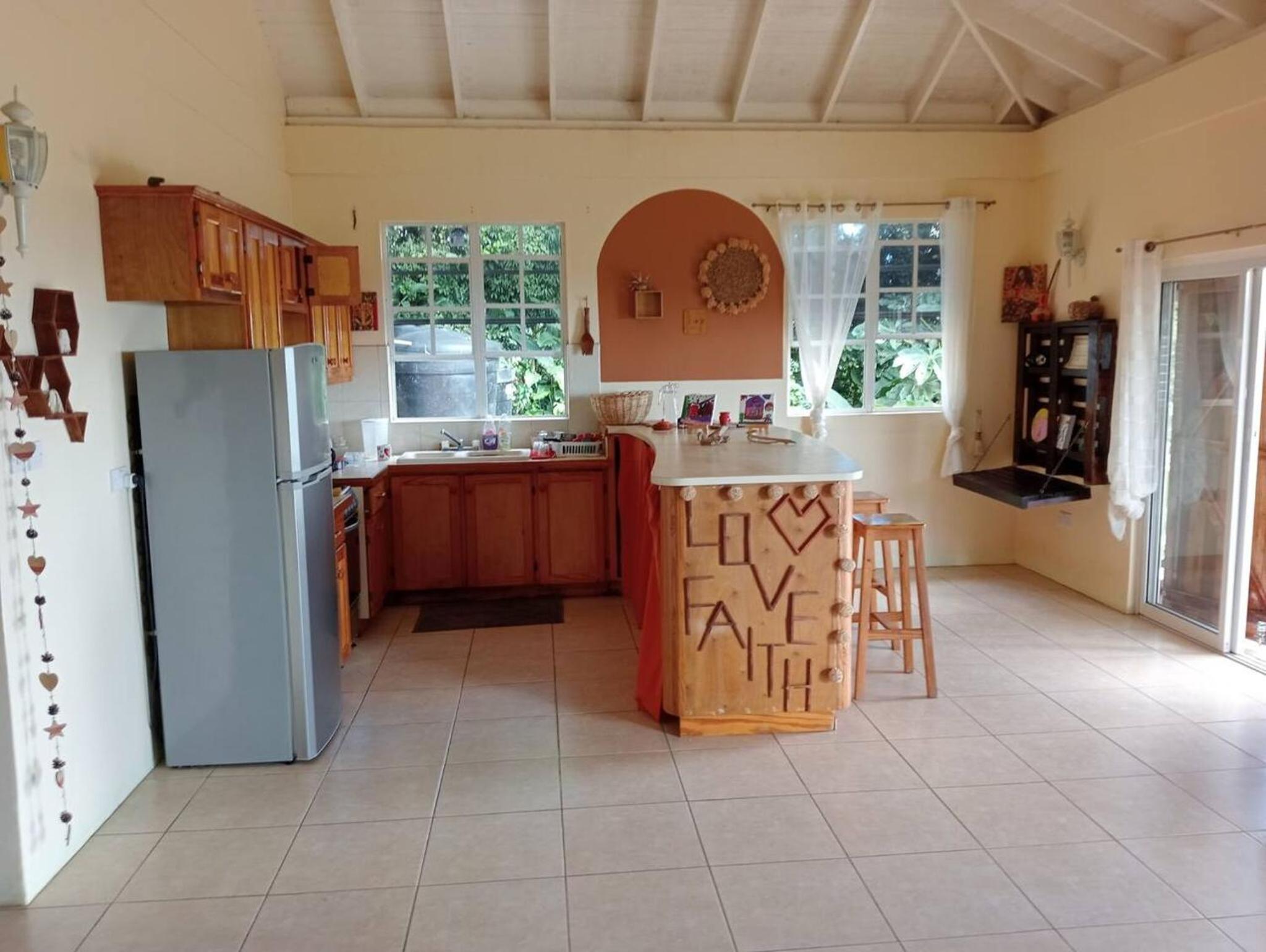 Charming house in Laudat with sea and mountain views