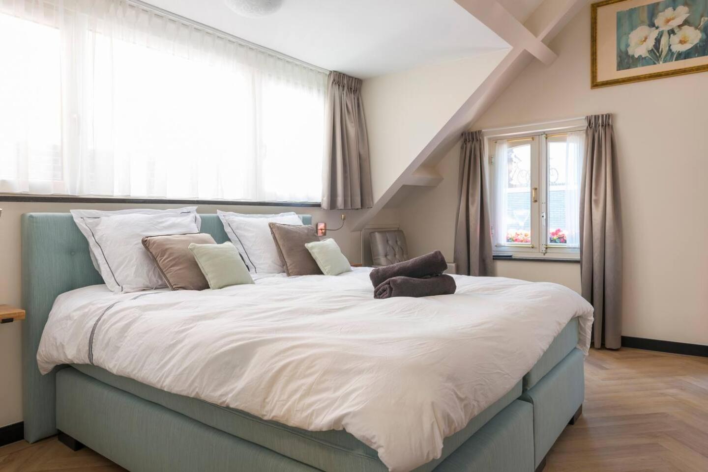 Harmony Room at the best location view 2