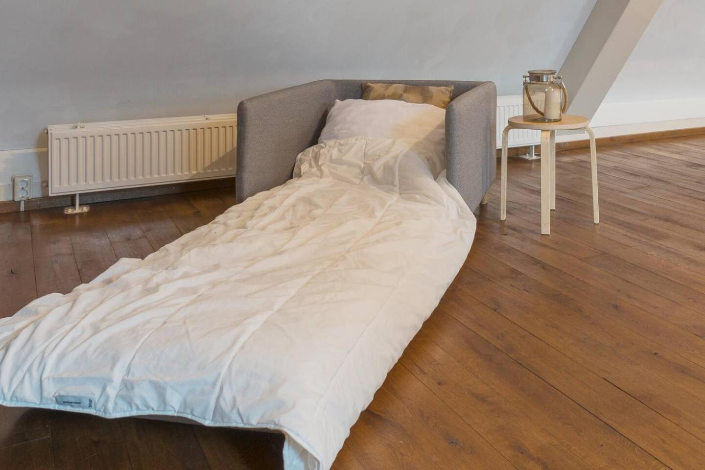 Boxtel Farmstay w Free Parking, Lake View & Space view 4