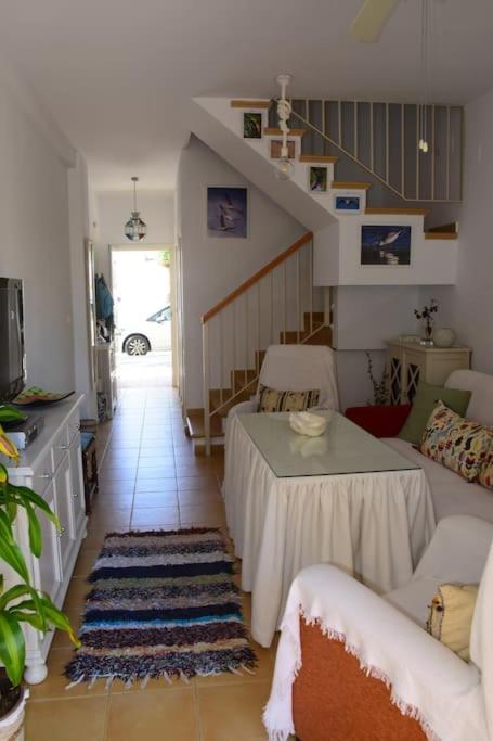 Preciosa casa cerca del mar