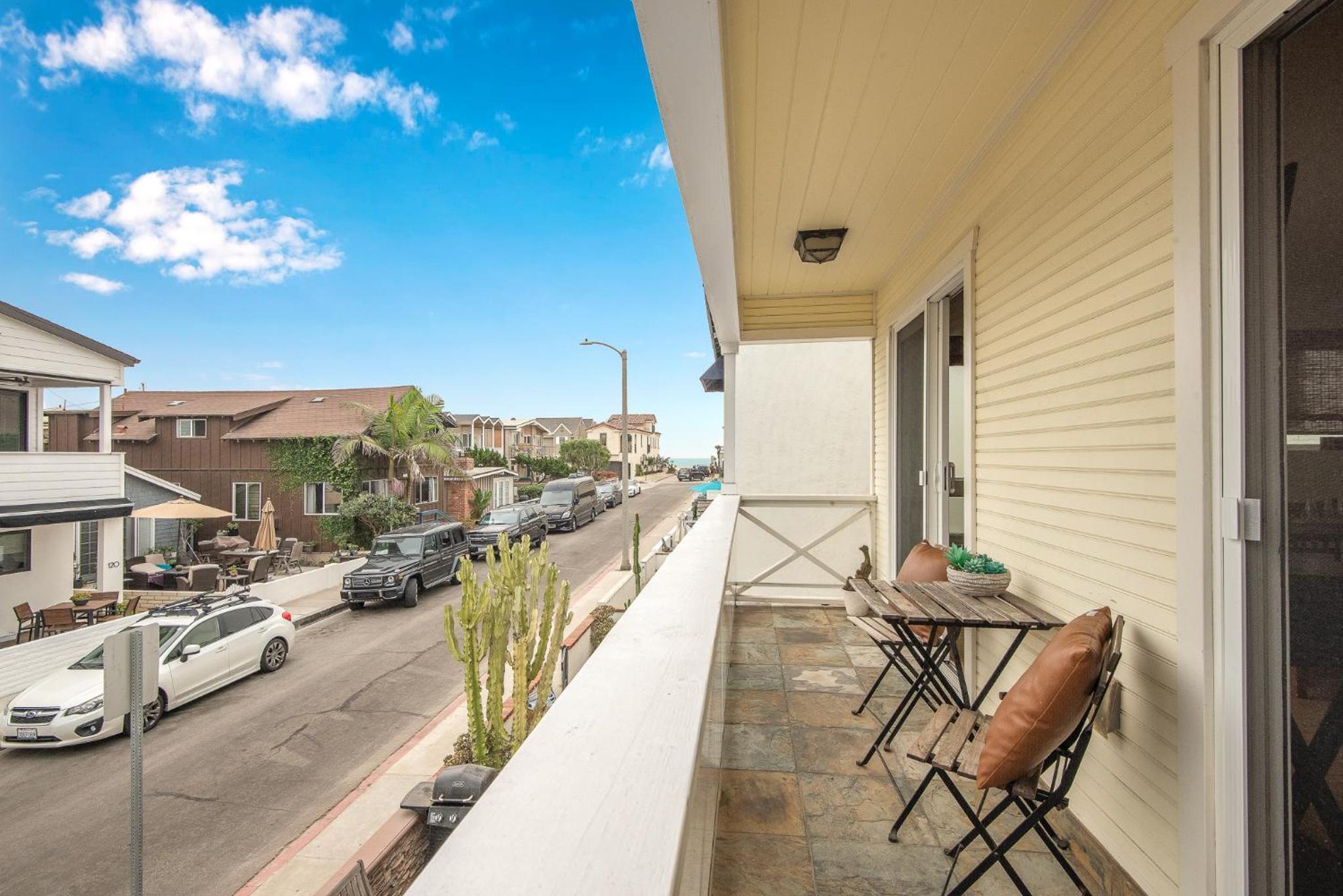 4 Bedroom Home with Rooftop & Peek-A-Boo Ocean View view 4