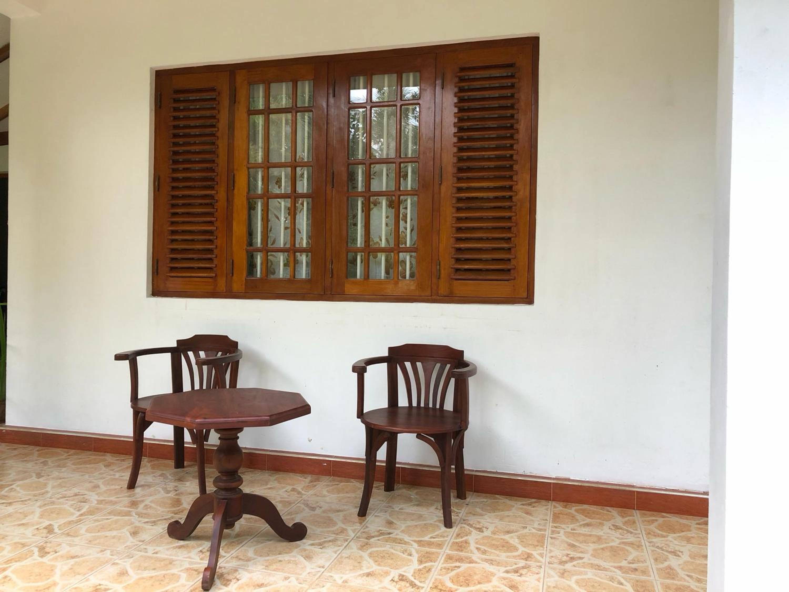 The Bamboo Leaf Apartment